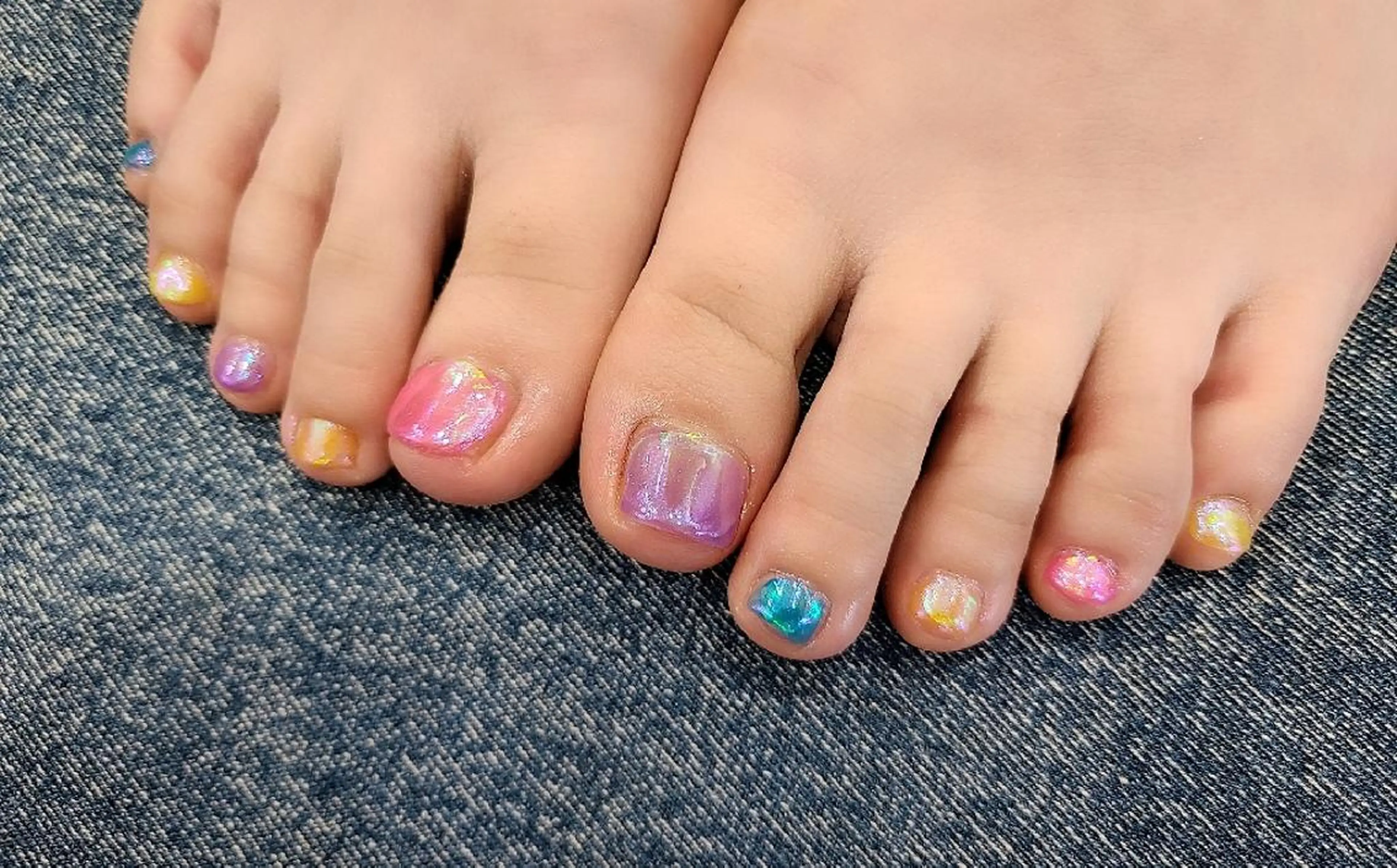 ネイル オーロラネイル フットネイル 関口 友菜のヘアスタイル