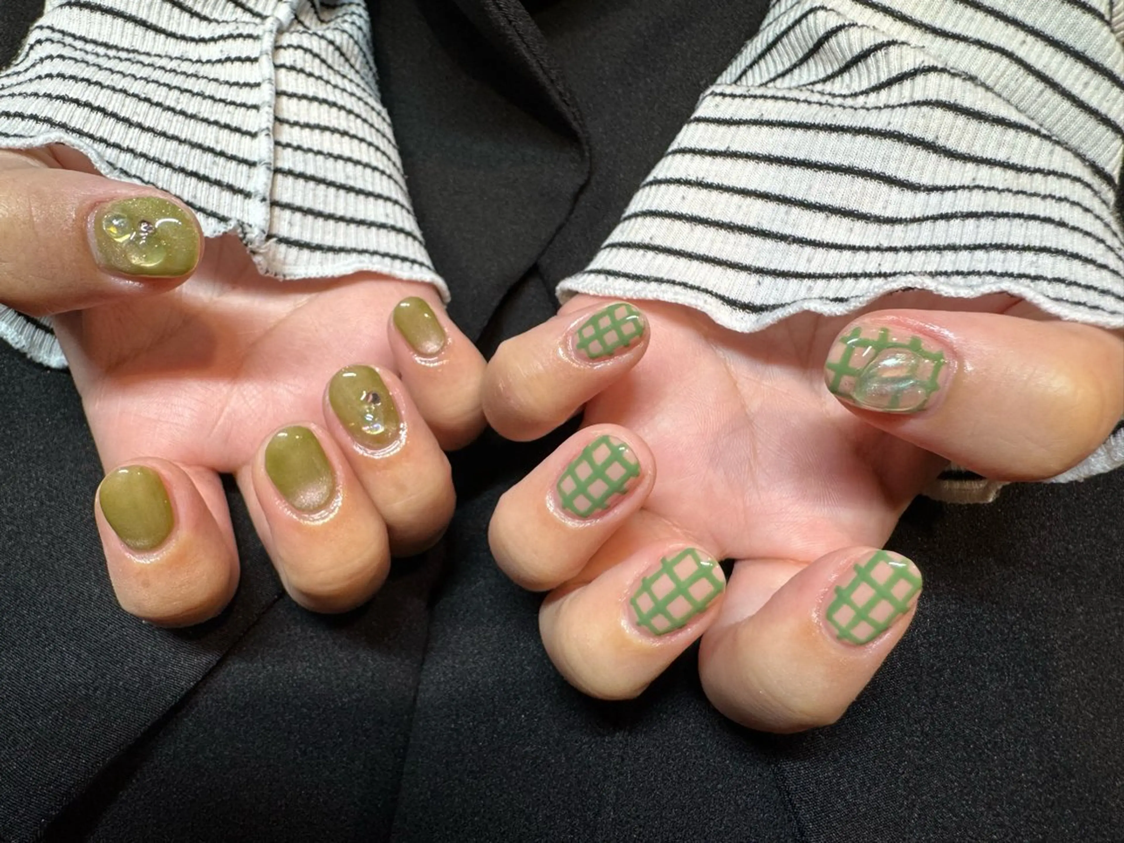 ネイル マグネットネイル ハンドネイル tsumeasobi 🪬macoのネイルデザイン