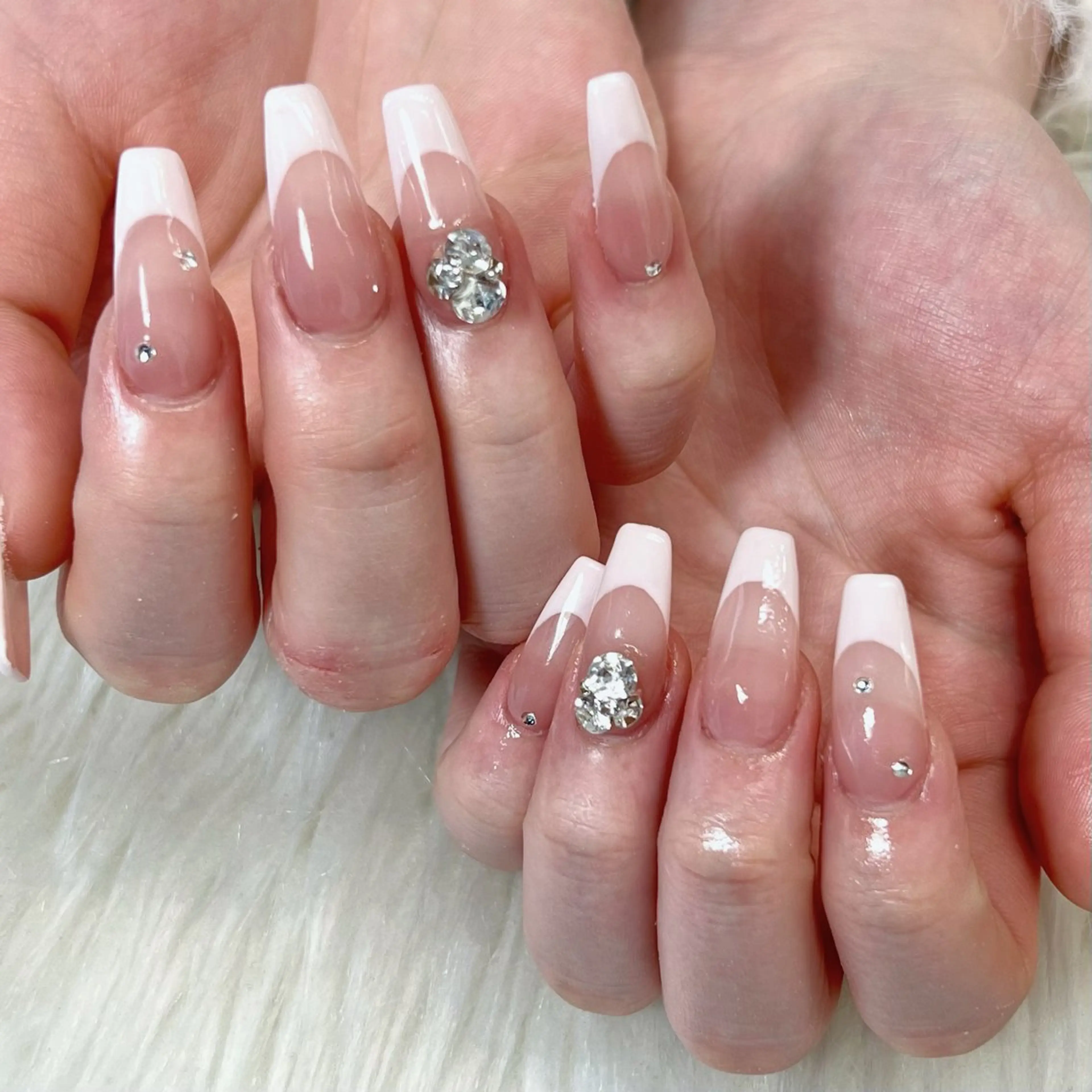 ネイル ハンドネイル rism 岩佐のネイルデザイン