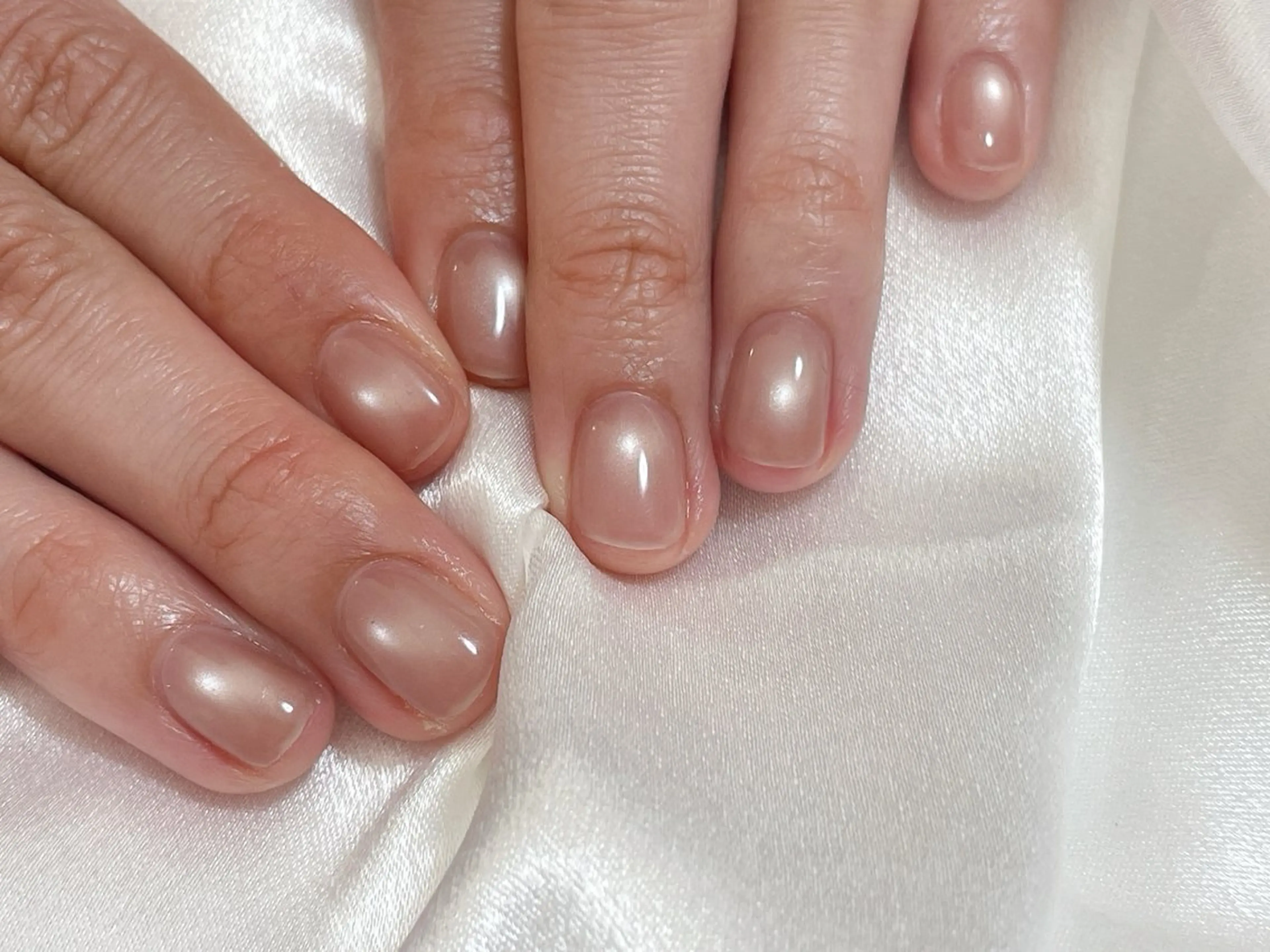 ネイル オーロラネイル フットネイル フレンチネイル ジェルネイル ハート ハンドネイル mogunail &blowのネイルデザイン