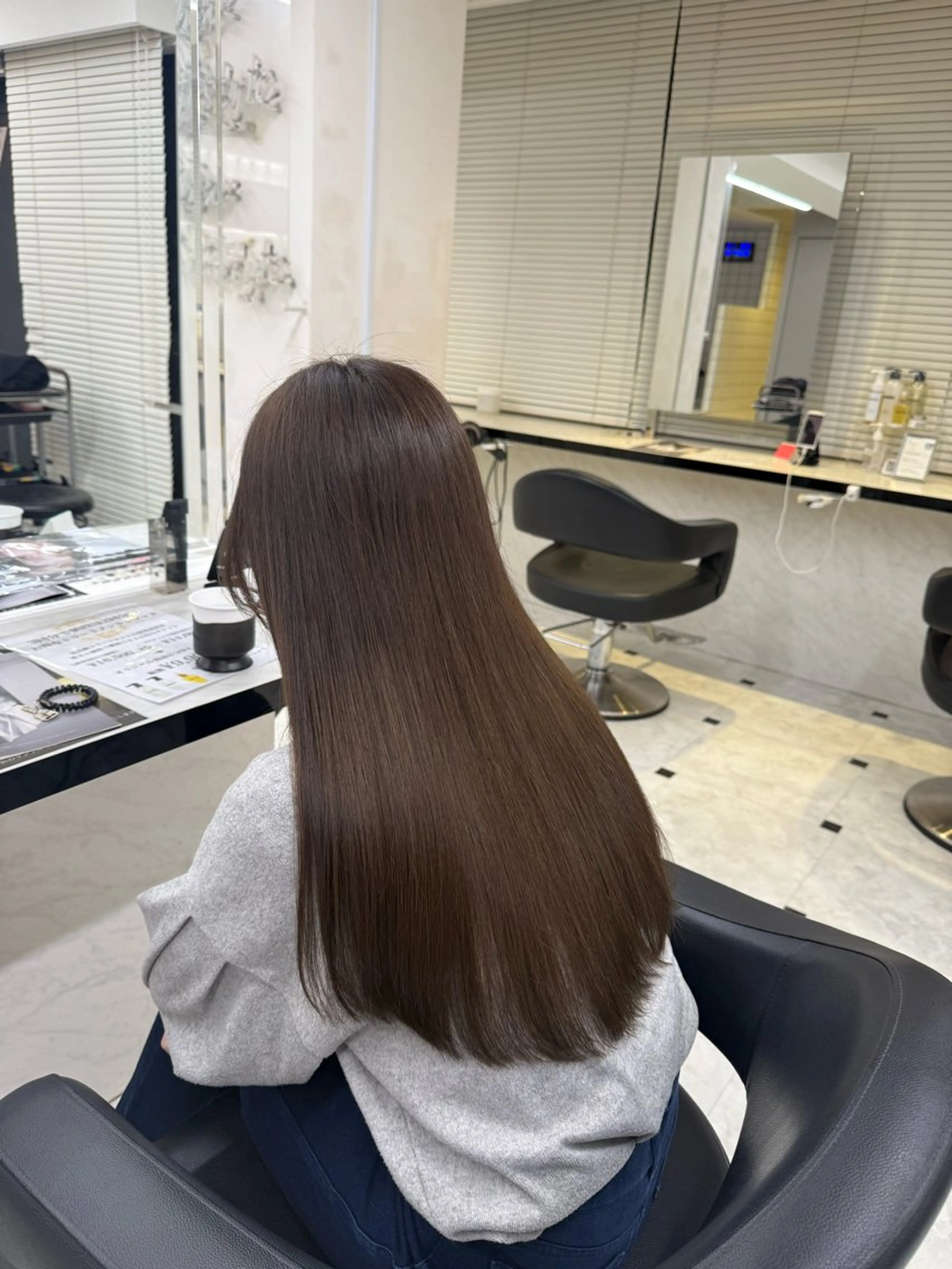 ロング カラー グレージュ カット ヘアカラー 韓国風グレージュ 🤍たくみ🤍のヘアスタイル