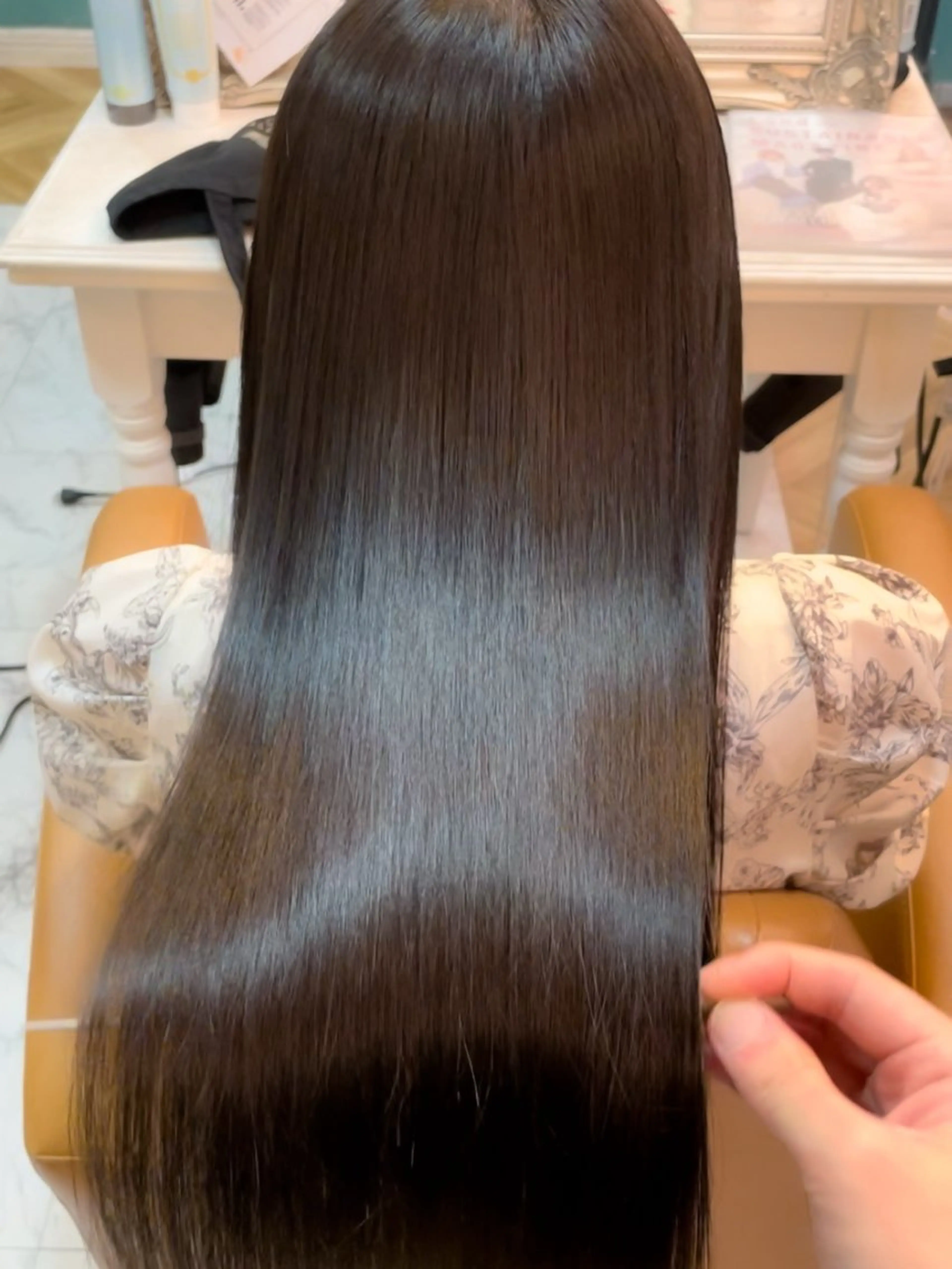 セミロング 髪質改善 韓国風ヘア レイヤーカット 縮毛矯正 酸性ストレート カット 縮毛矯正 トリートメント 美髪縮毛矯正🤍 髪質改善/Shinaのヘアスタイル