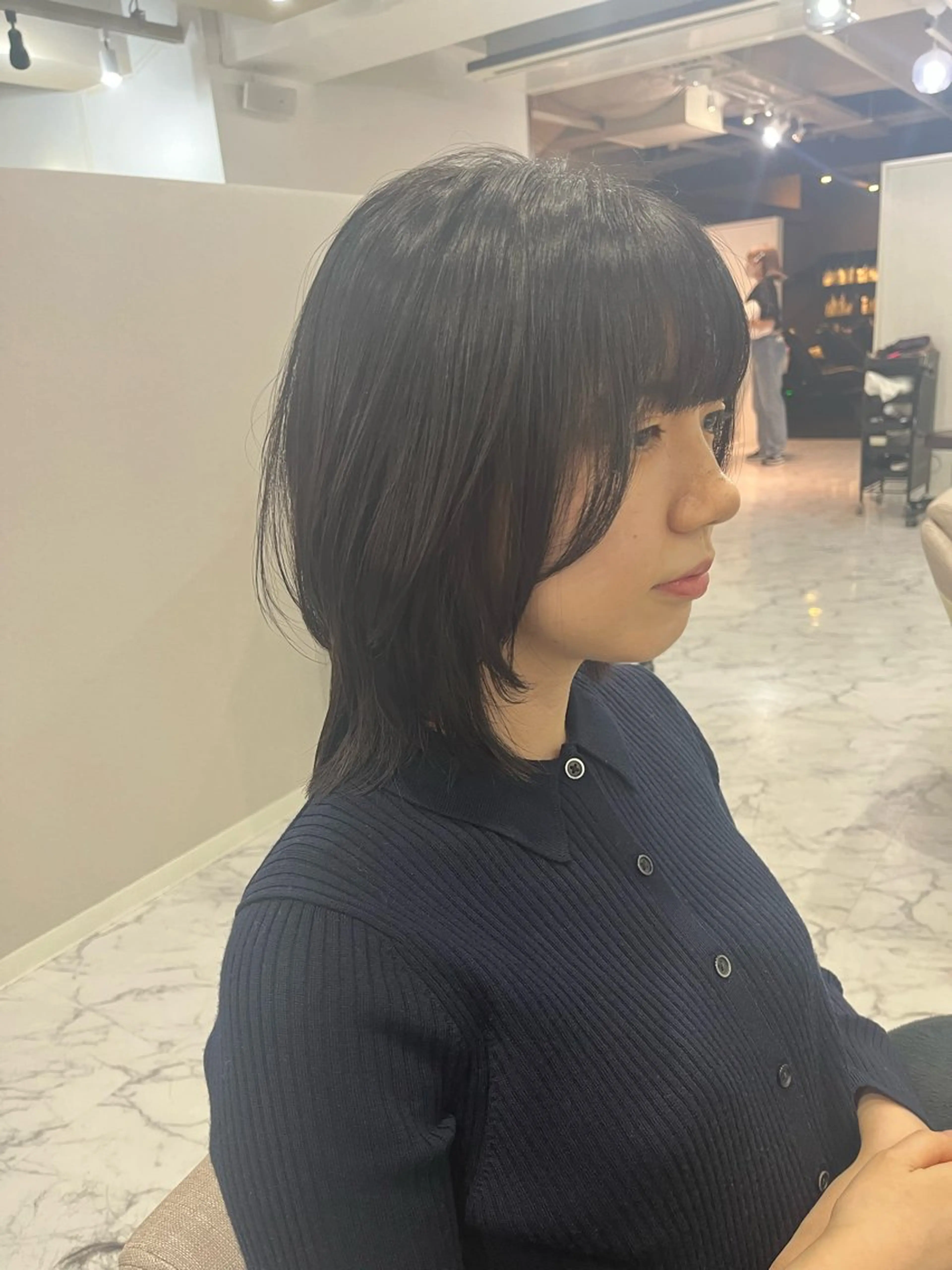 ミディアム レイヤー/ウルフ/ 縮毛矯正/照井友梨のヘアスタイル