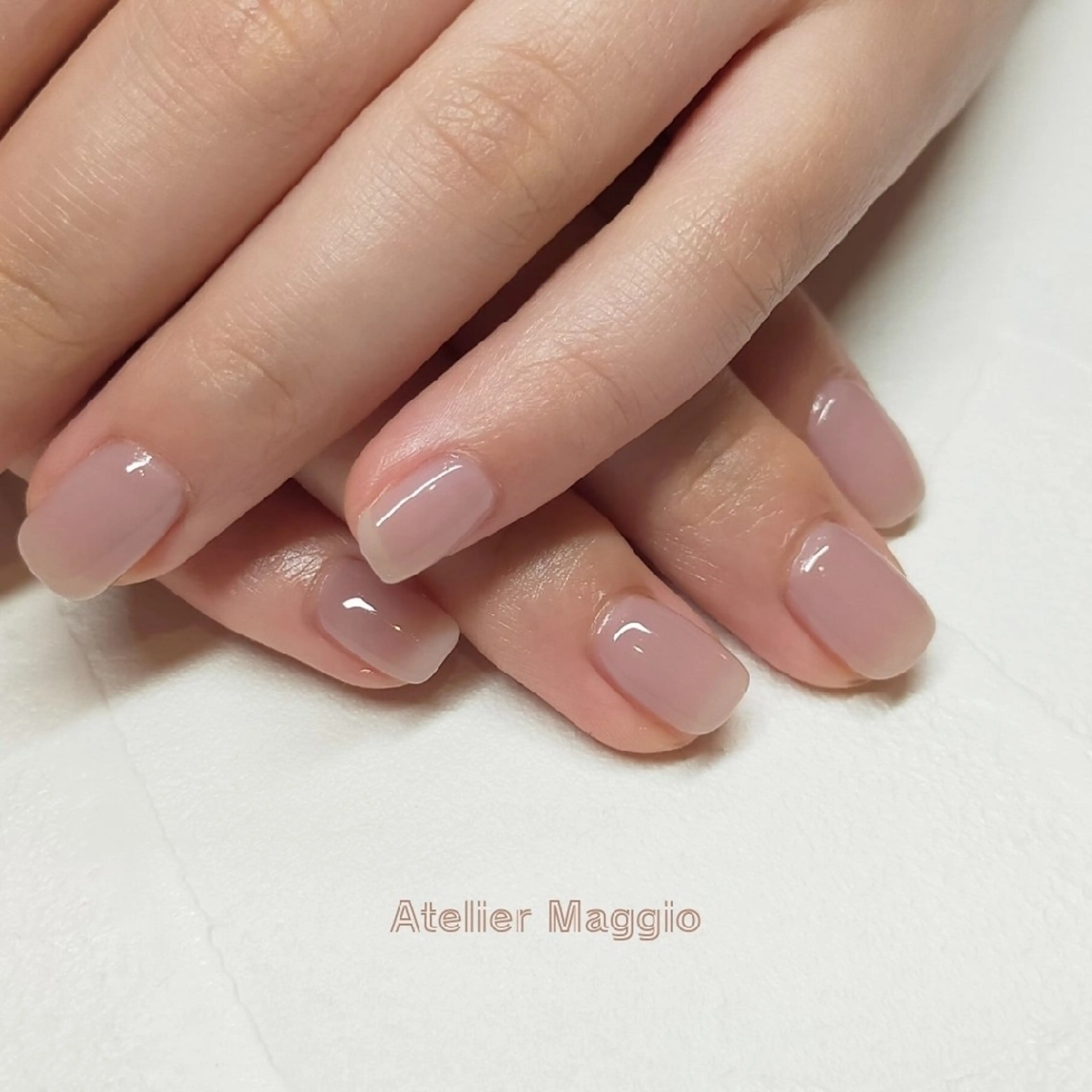 ネイル ワンカラーネイル アトリエマッジョ madokaのネイルデザイン