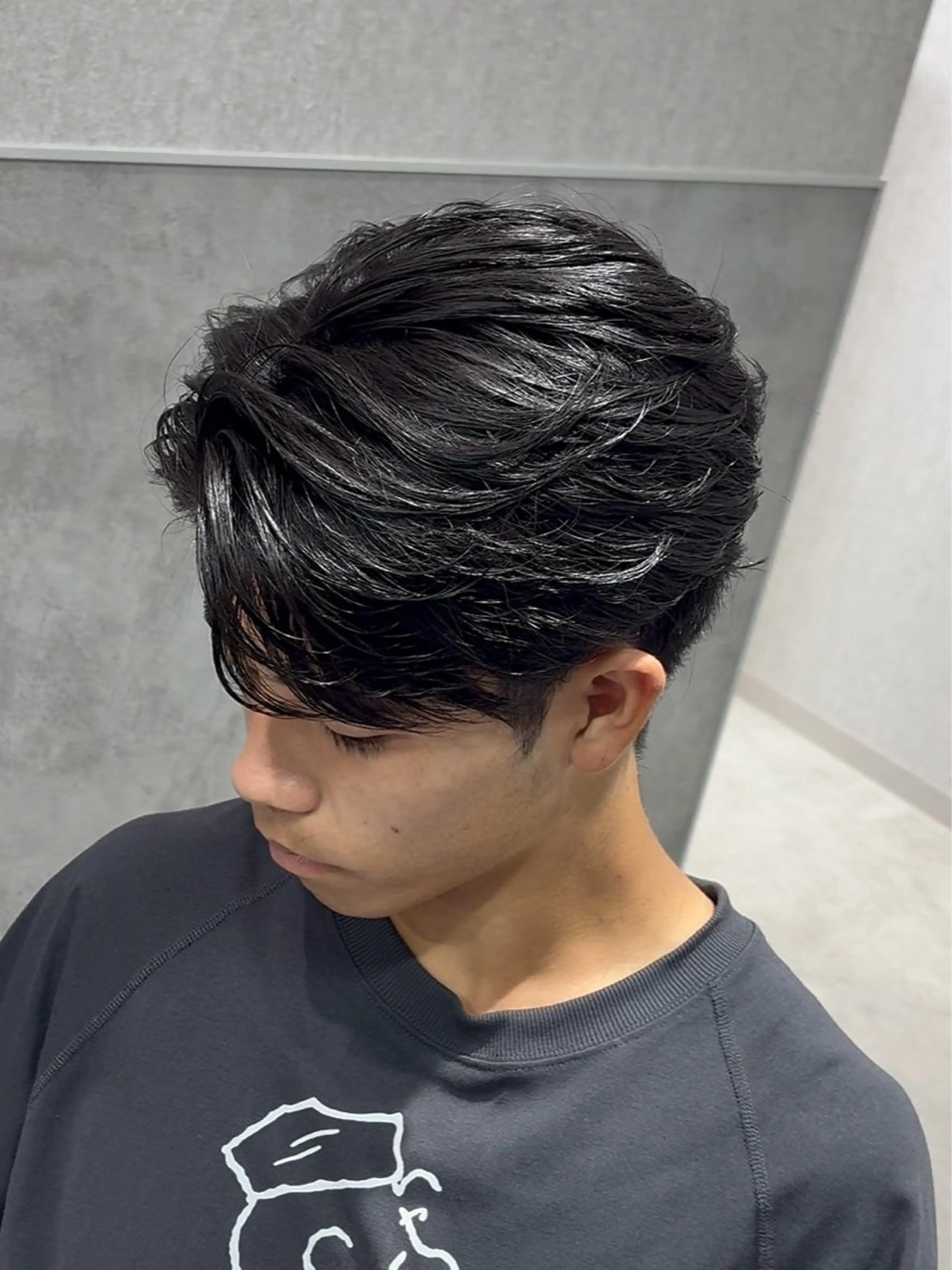 ショート カラー パーマ メンズ カット 【シャドウパーマ センターパート】義心のヘアスタイル