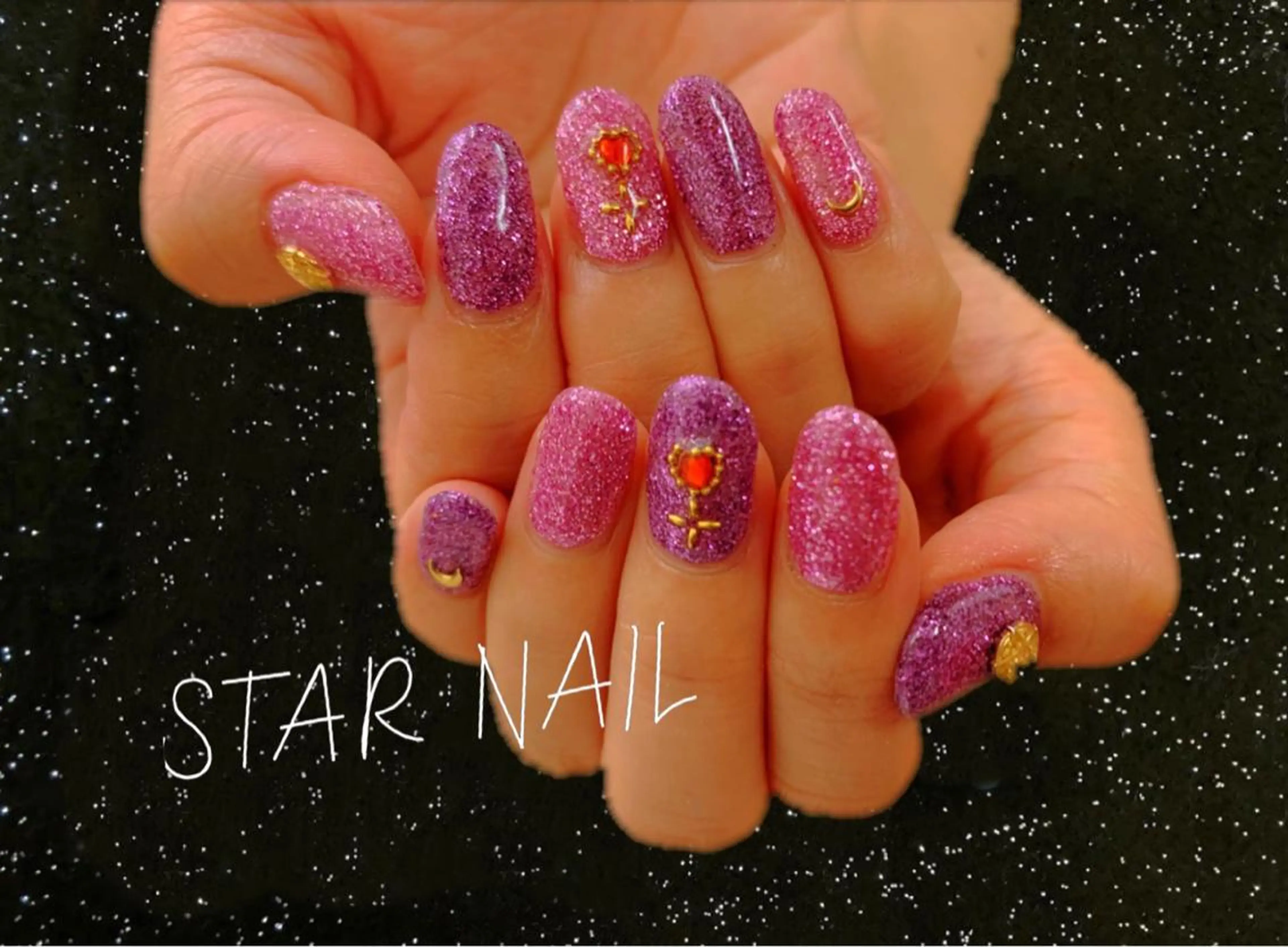 ネイル ゴールド ラメ(グリッター) 持ち込み ピンク STAR NAILのネイルデザイン