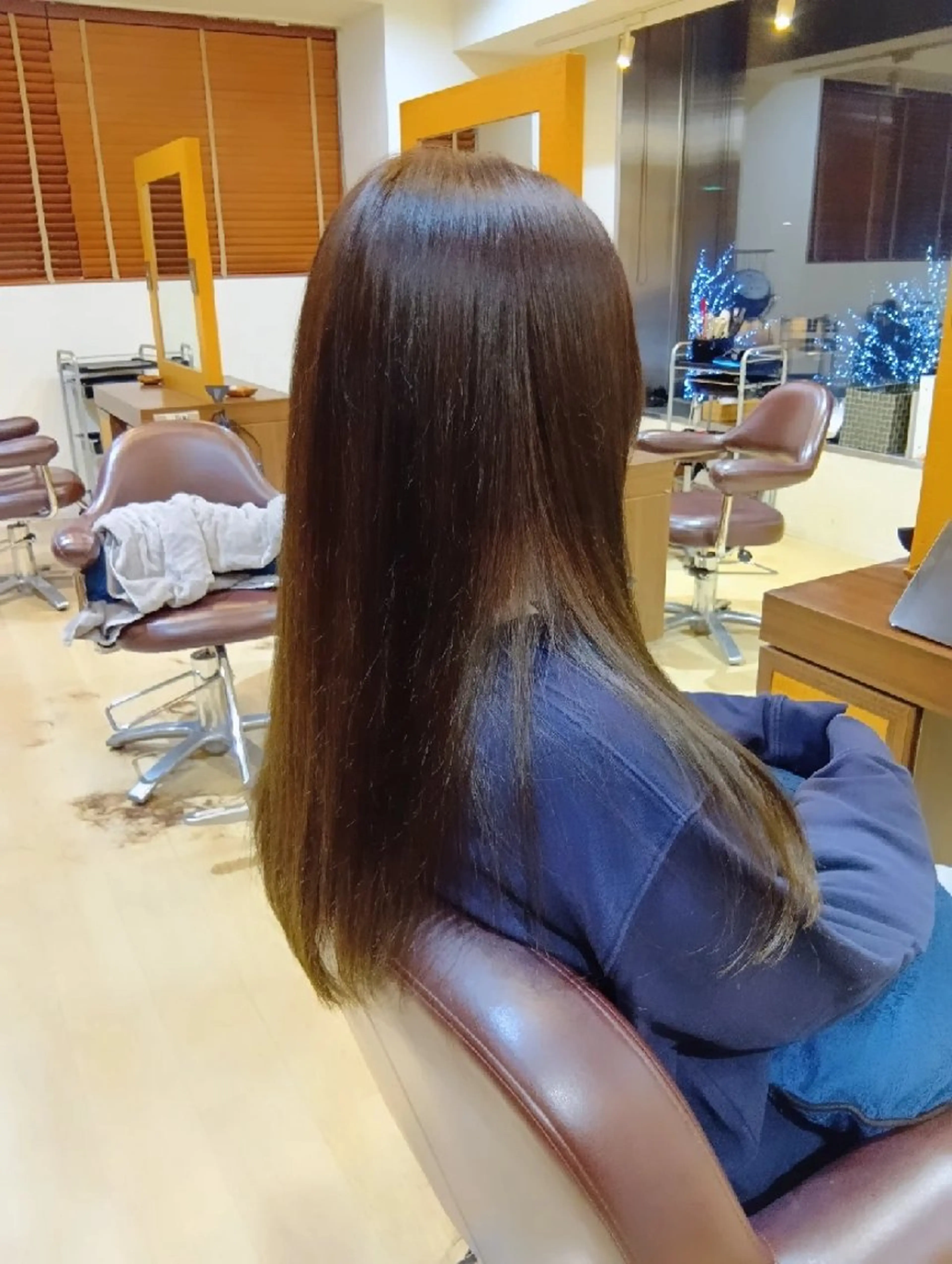 ロング カラー 顔周りカット レイヤーカット ローレイヤー 縮毛矯正 カット ヘアカラー 縮毛矯正 トリートメント 小林暢🌟Orque 髪質改善サロン🌙のヘアスタイル