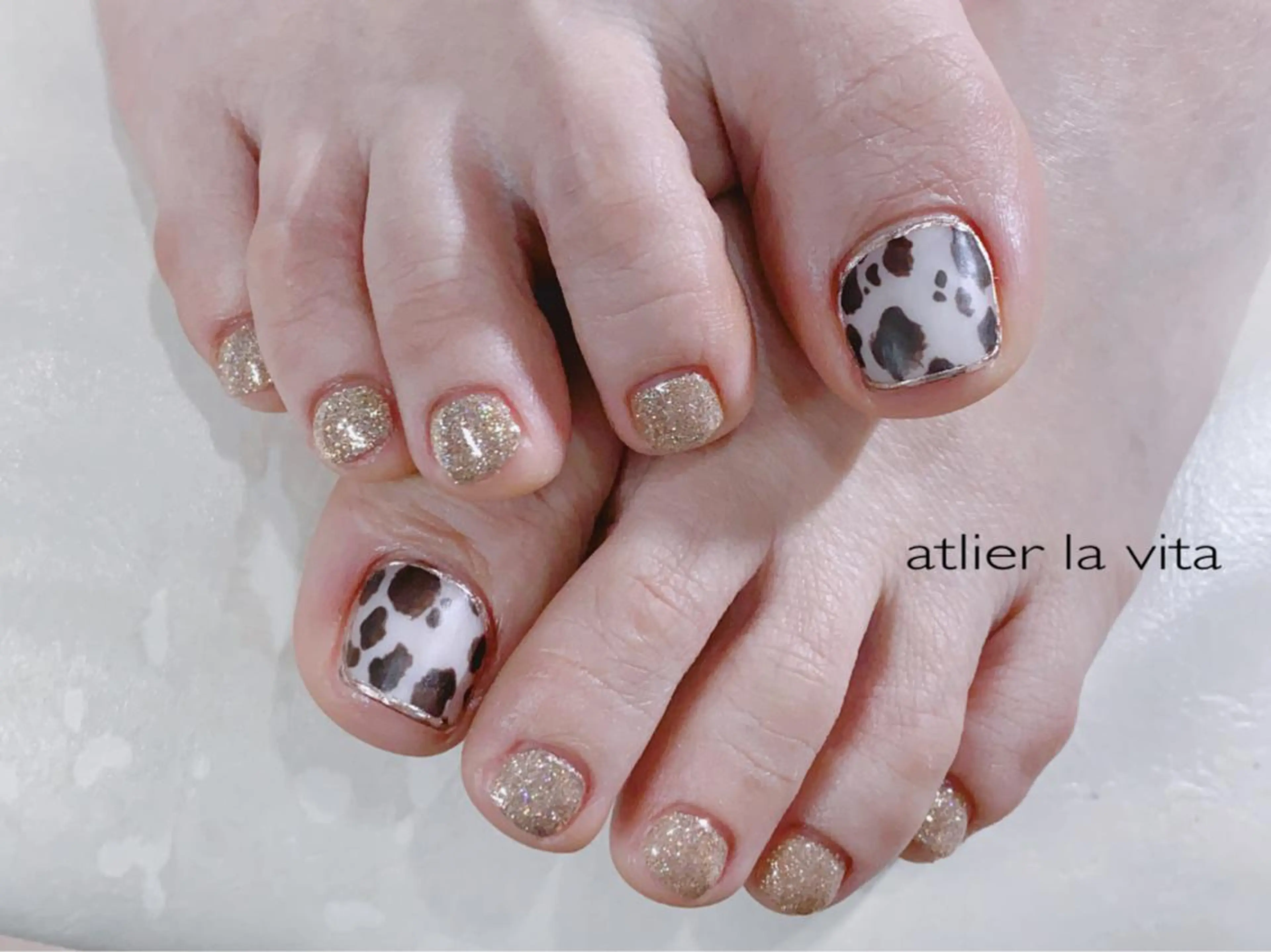 ネイル アートネイル フラッシュネイル フットネイル atelier la vita所属・lavita. mimuraのネイルデザイン