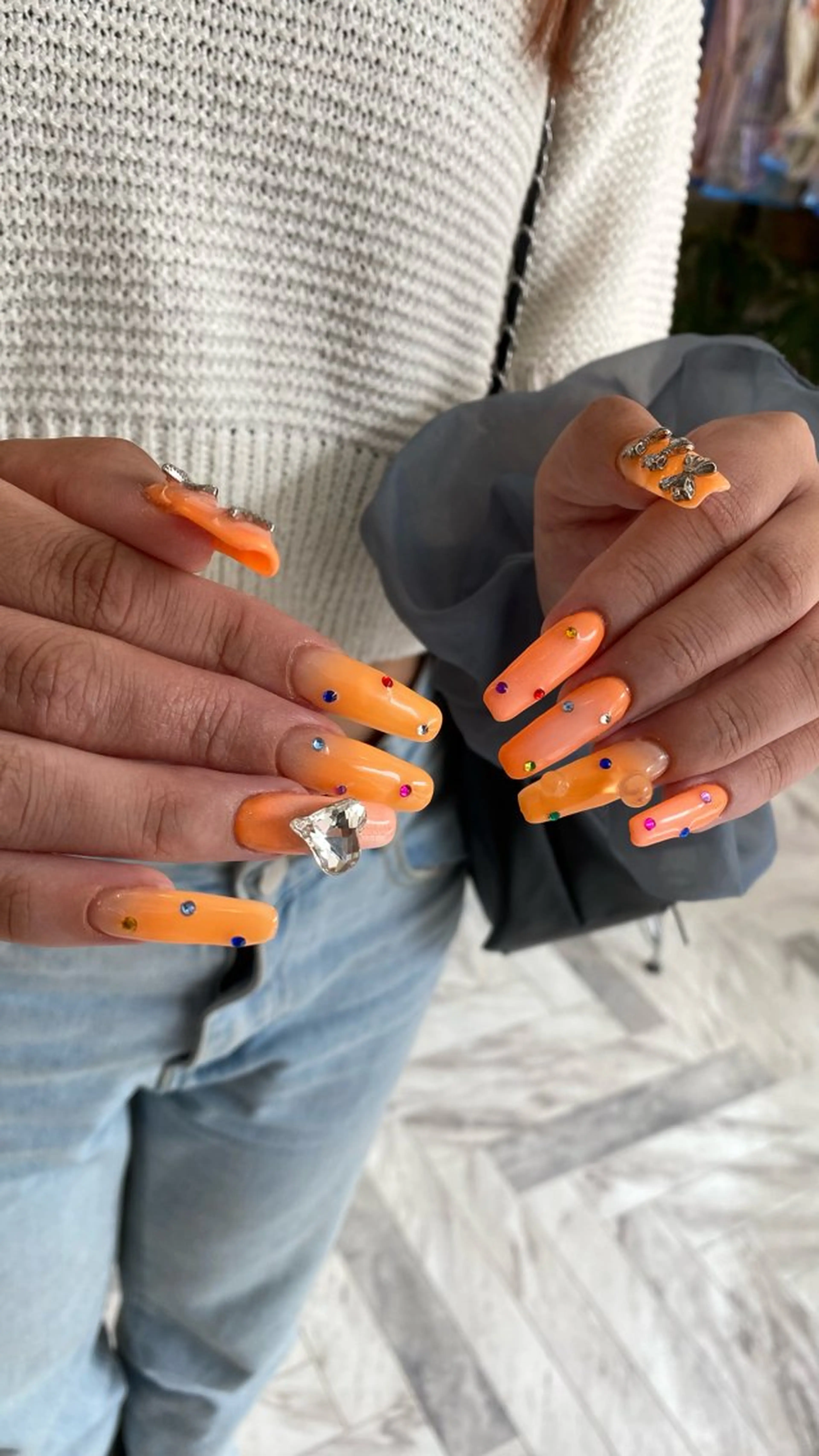 ネイル ハンドネイル カンナ【Y2Kネイル /コーンロウ】のネイルデザイン