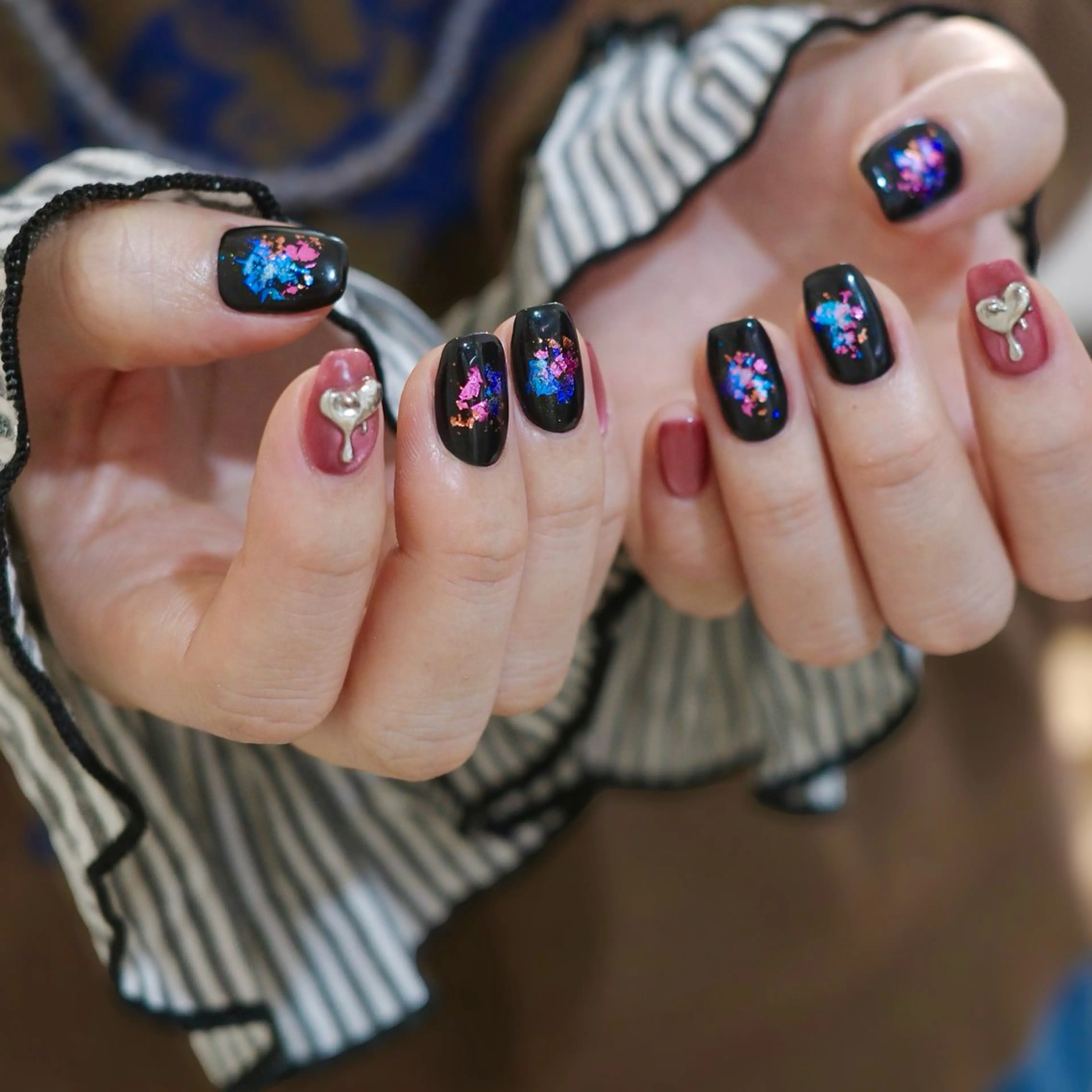 ネイル ボルドー ハート マグネットネイル ハンドネイル pointillé .ayaのネイルデザイン