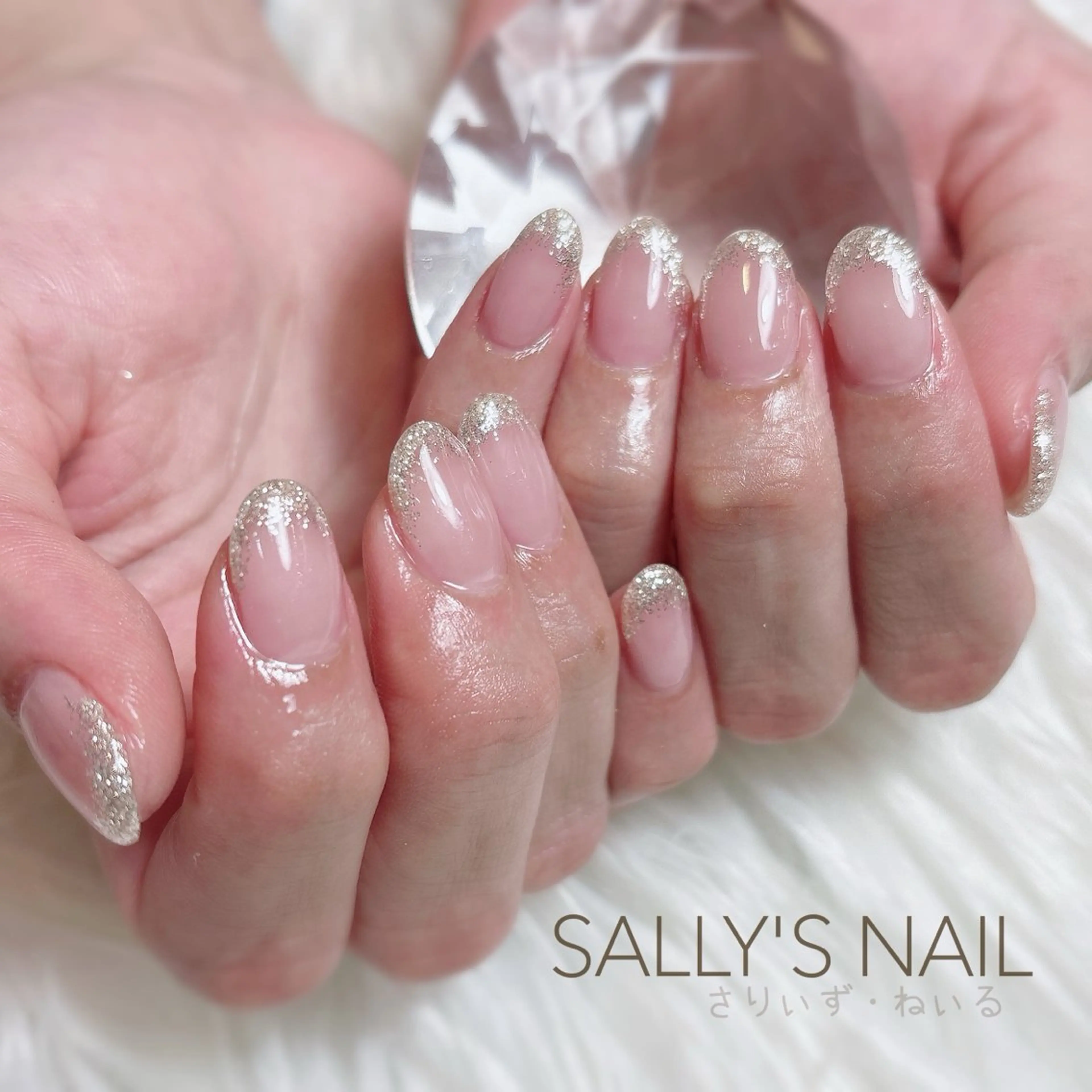 ネイル フレンチネイル ラメ(グリッター) 野村 リサのネイルデザイン