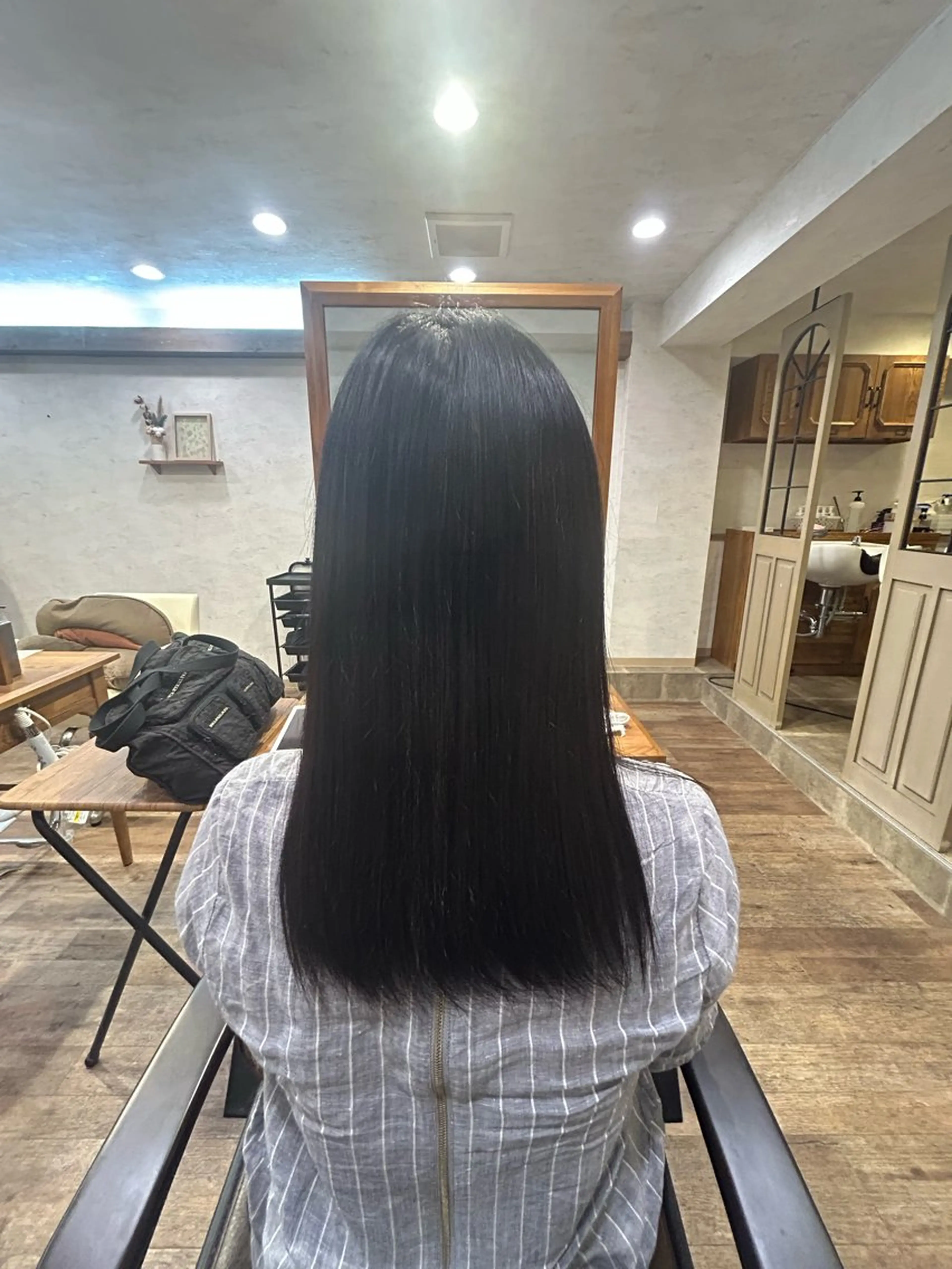 セミロング 縮毛矯正 トリートメント 吉田 萌花のヘアスタイル