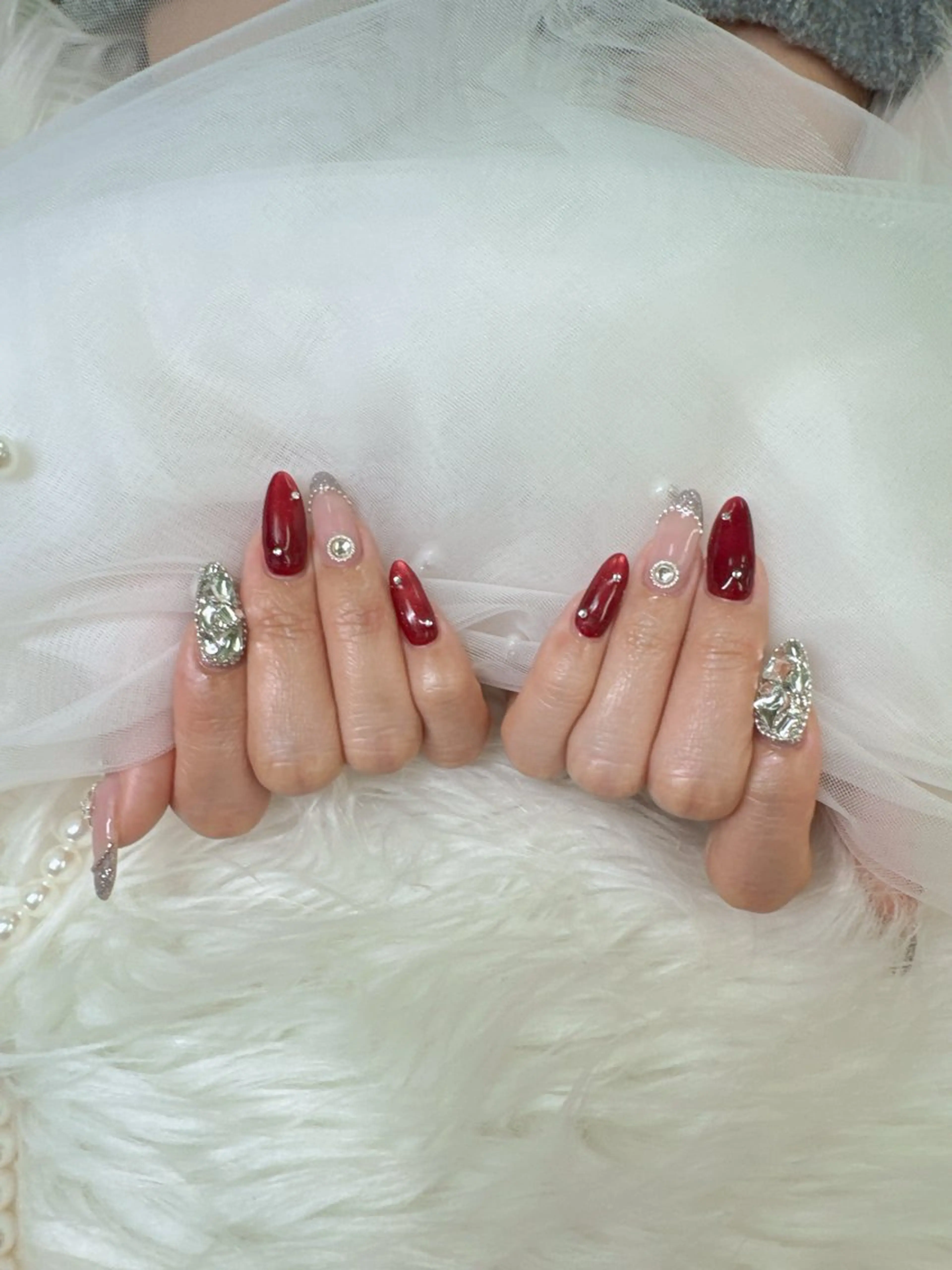 ネイル アートネイル べっ甲ネイル ボルドー チークネイル フレンチネイル ハンドネイル Queeens nailのネイルデザイン