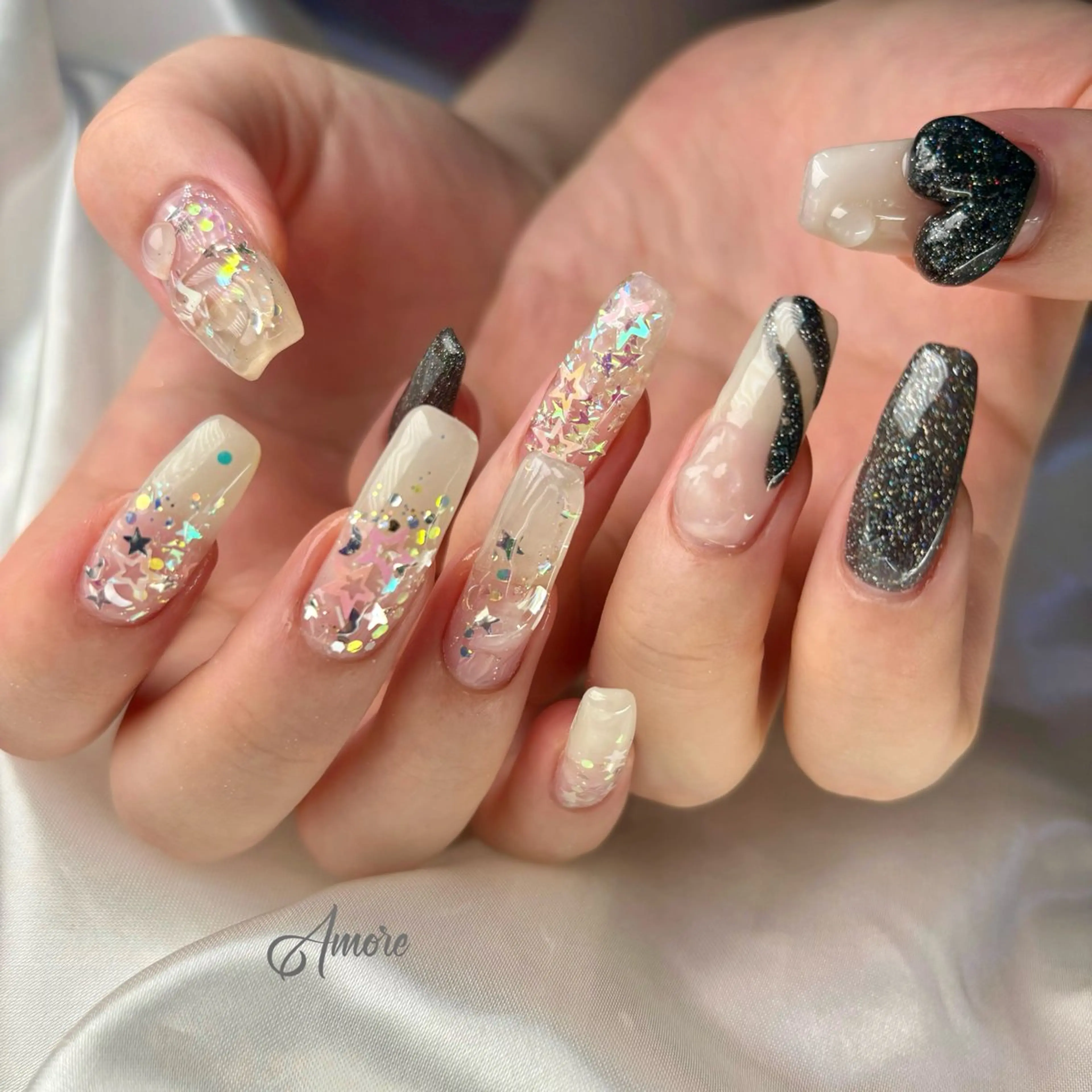 ネイル ジェルネイル キラキラネイル 韓国ネイル マグネットネイル パラジェル You kyehwaのネイルデザイン