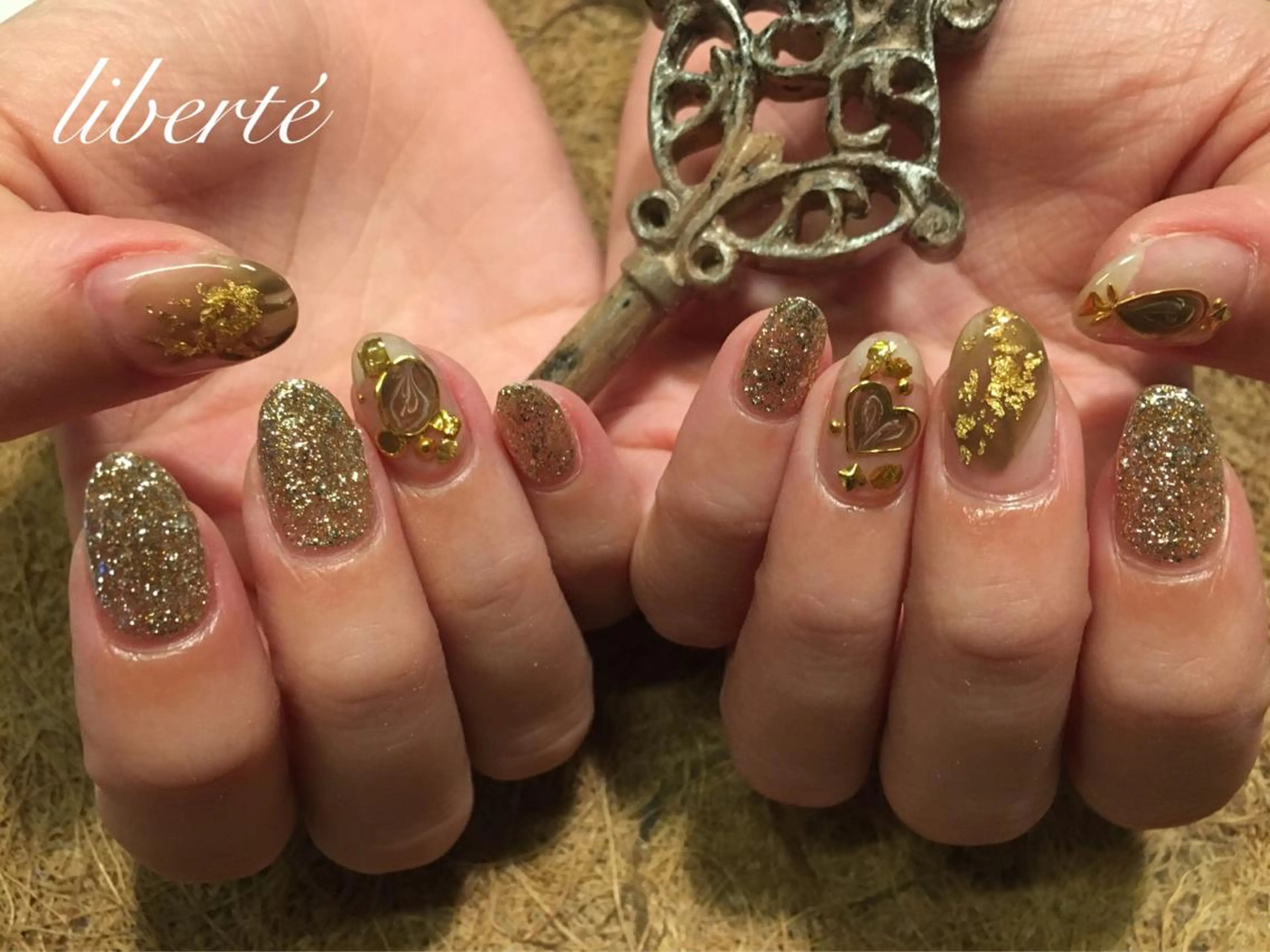 ネイル liberté (リベルテ)のネイルデザイン
