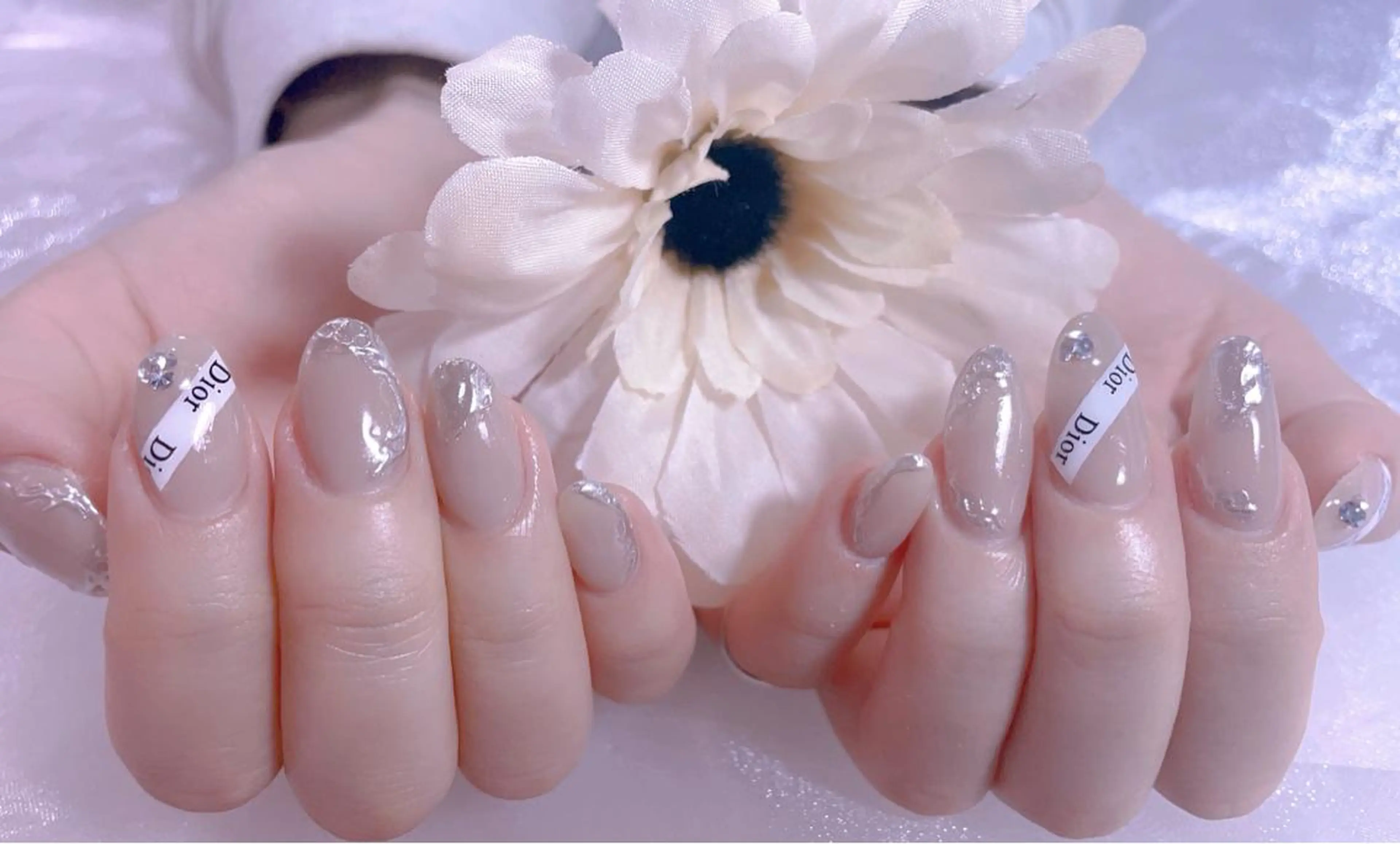 ネイル ハンドネイル VIVIAN リサのネイルデザイン