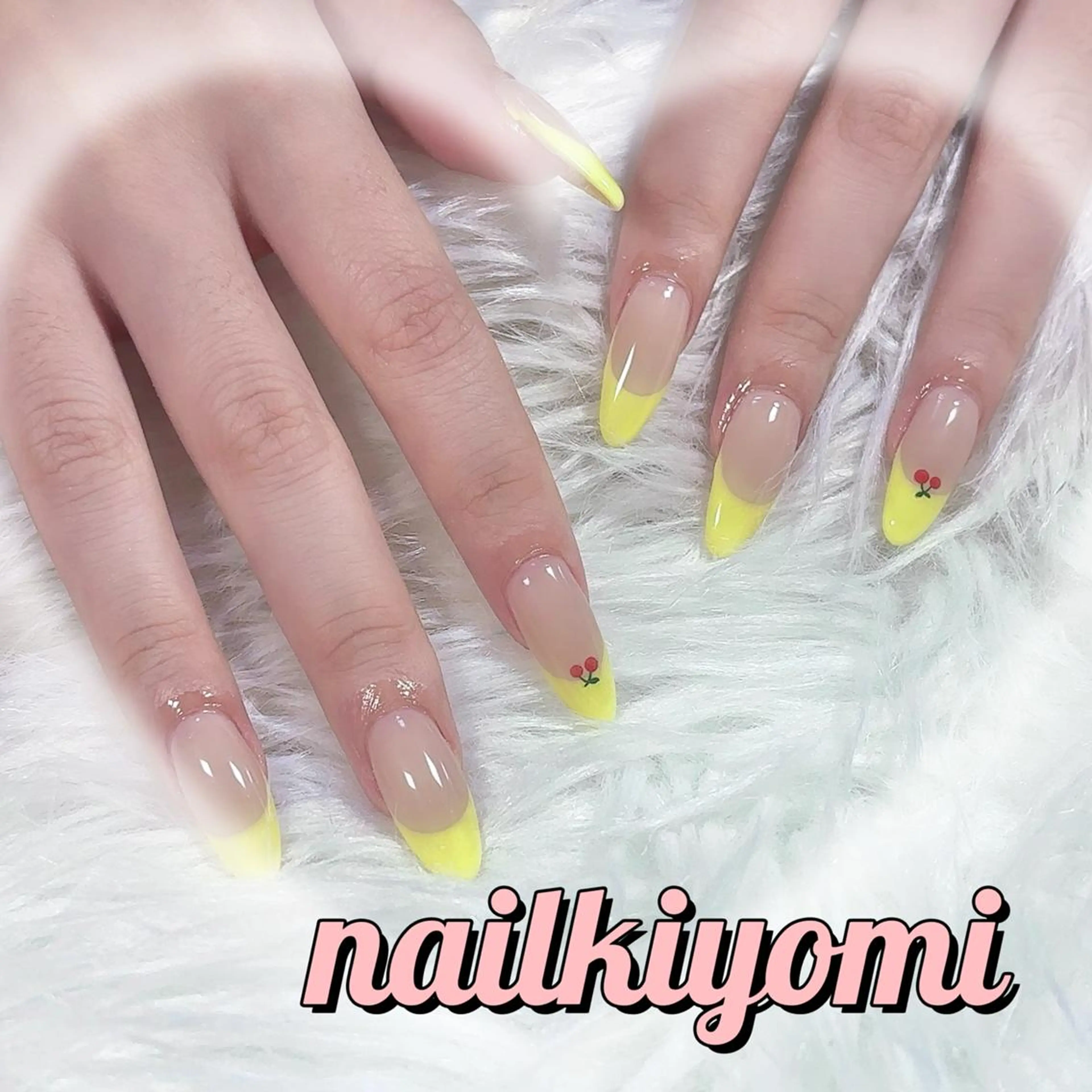 ミニモ降限定価格❣️フレンチNailの写真