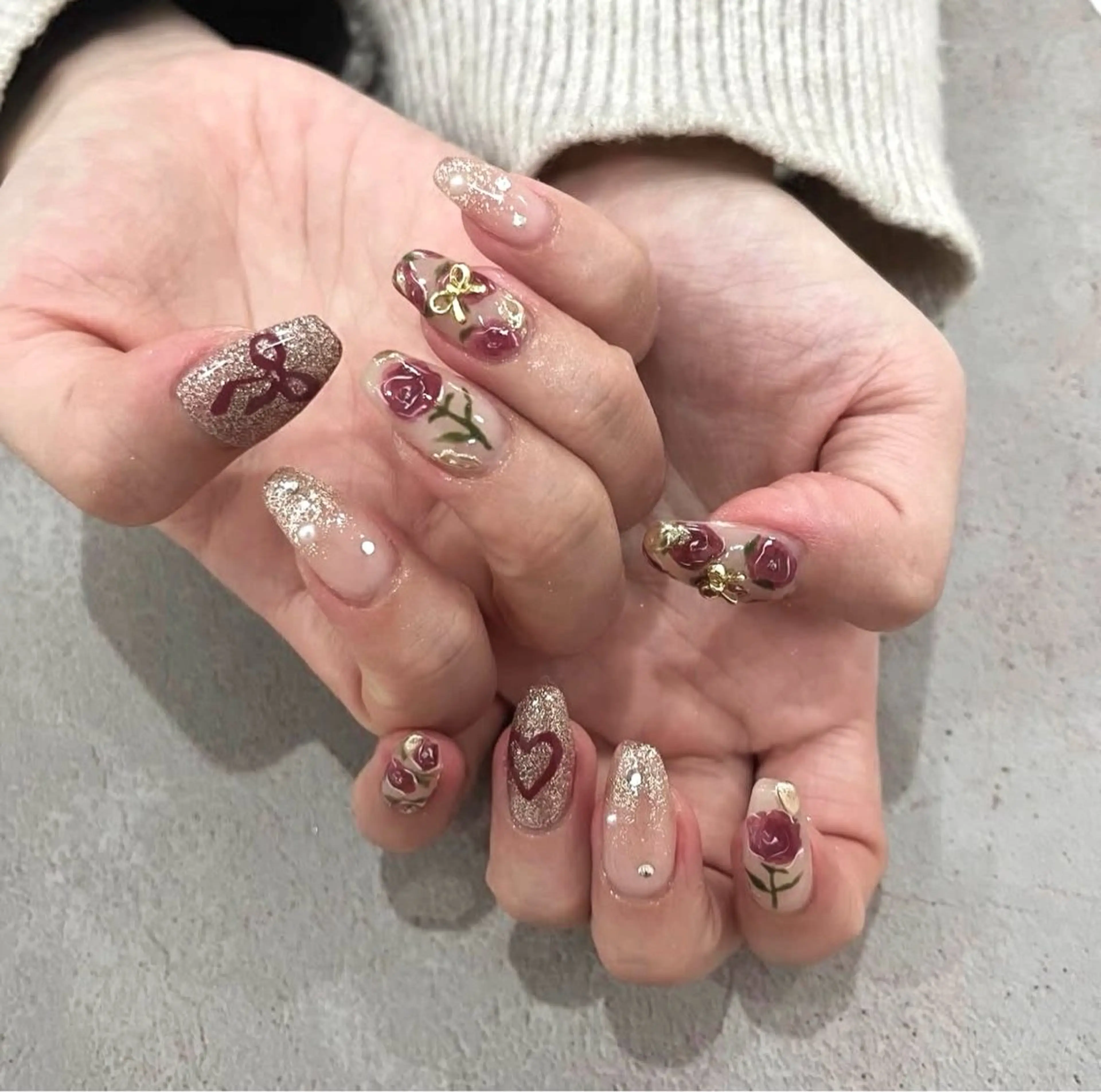 ネイル ミラーネイル ニュアンスネイル ハンドネイル _white 上本町店のネイルデザイン