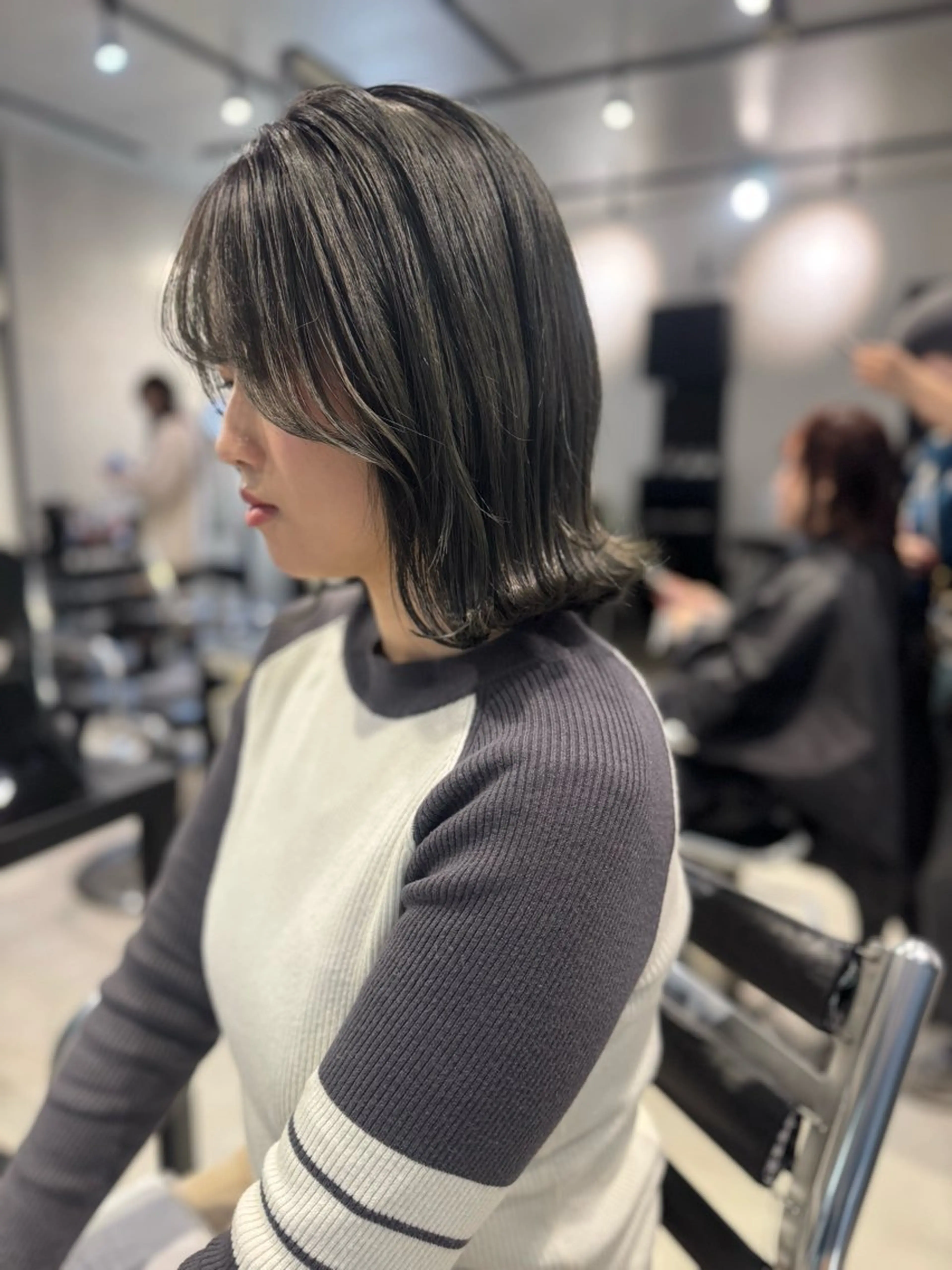 ミディアム カラー パーマ カット ヘアカラー トリートメント ヘアセット 透明感/オリーブ/ グレージュ/YUKAのヘアスタイル