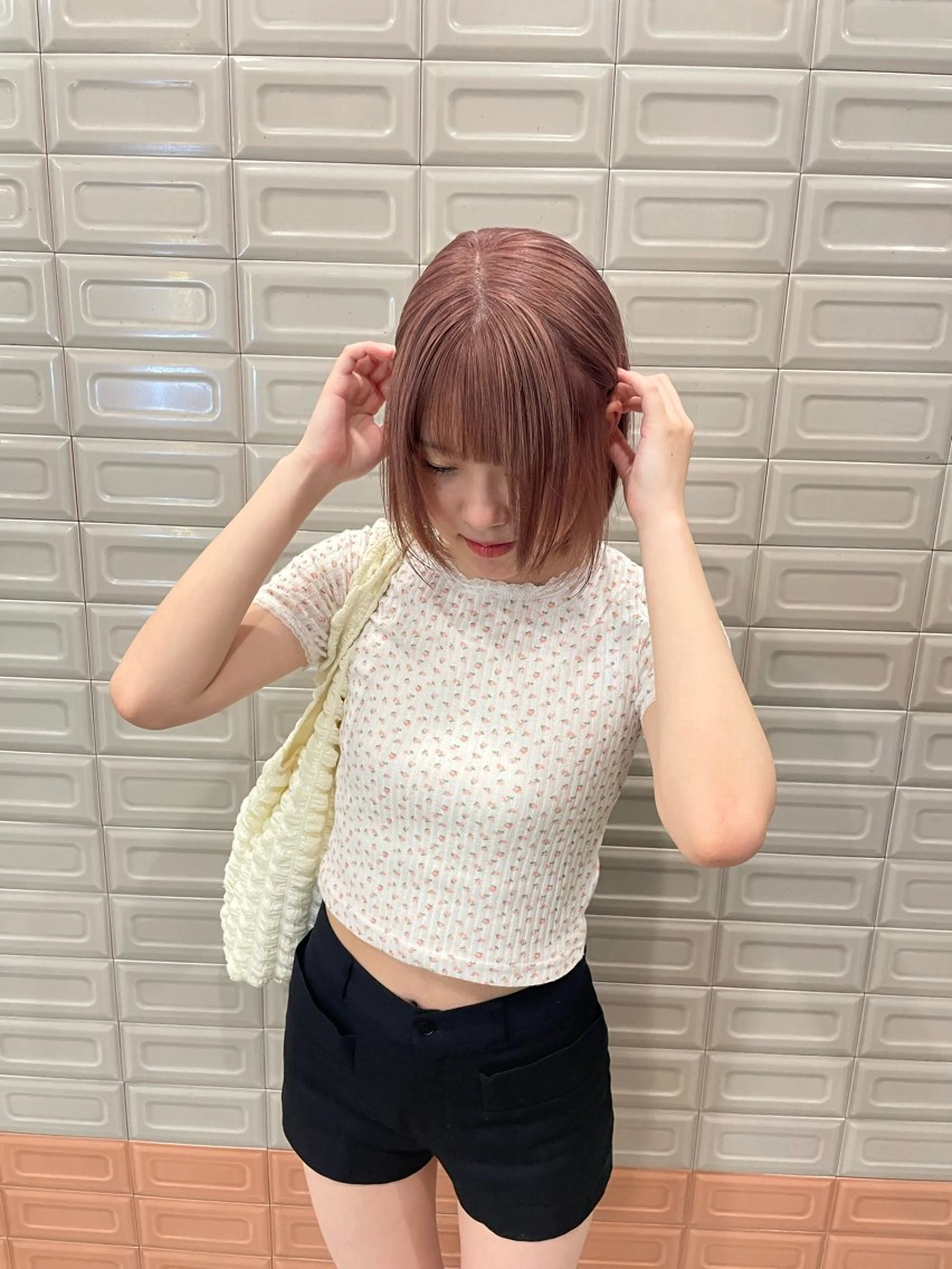 ミディアム カラー ベージュカラー ピンクカラー ピンクベージュ HITOMI 福岡パーマのヘアスタイル