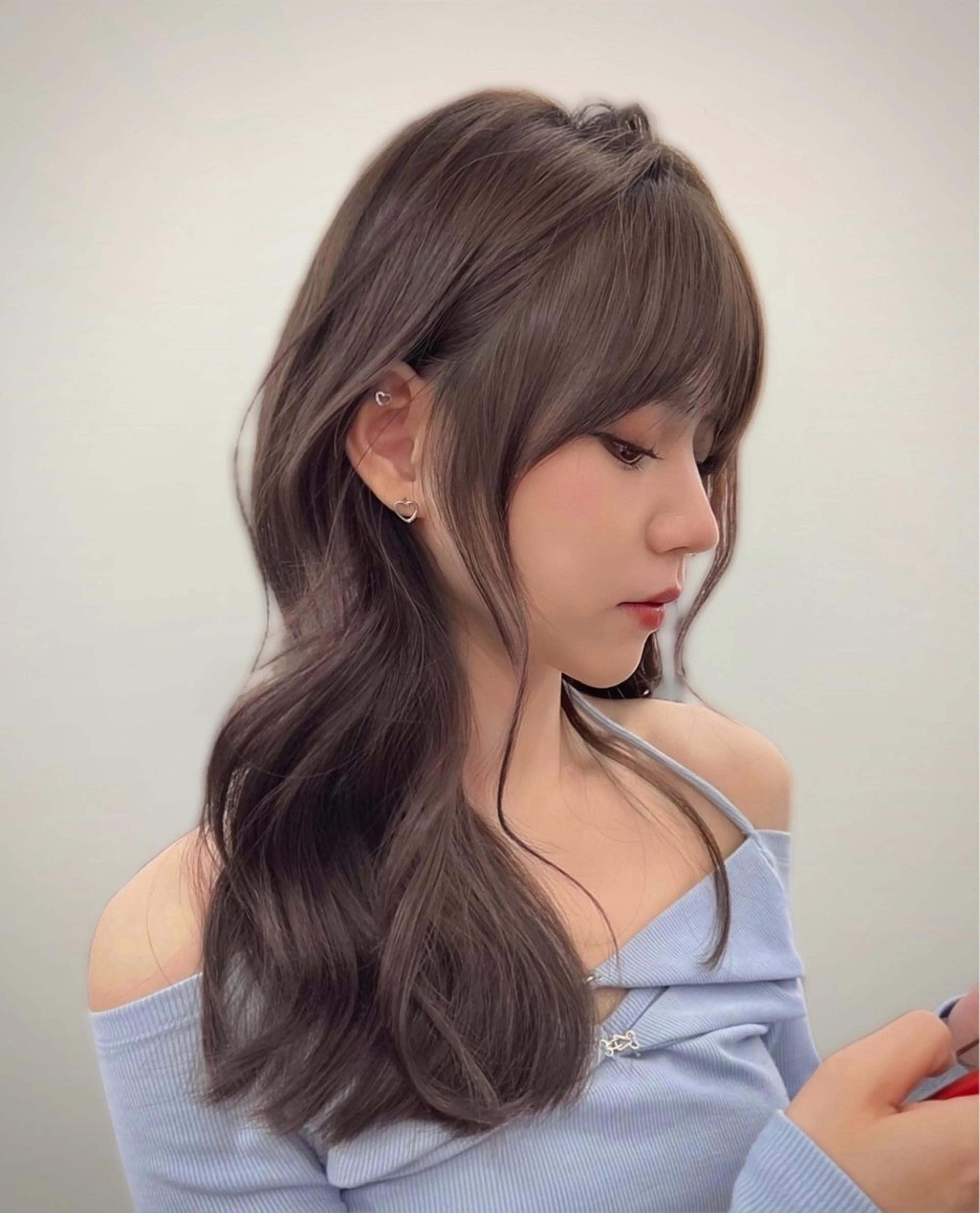 セミロング カラー レイヤーカット 外ハネヘア カット ヘアカラー トリートメント 鈴木 一貴のヘアスタイル