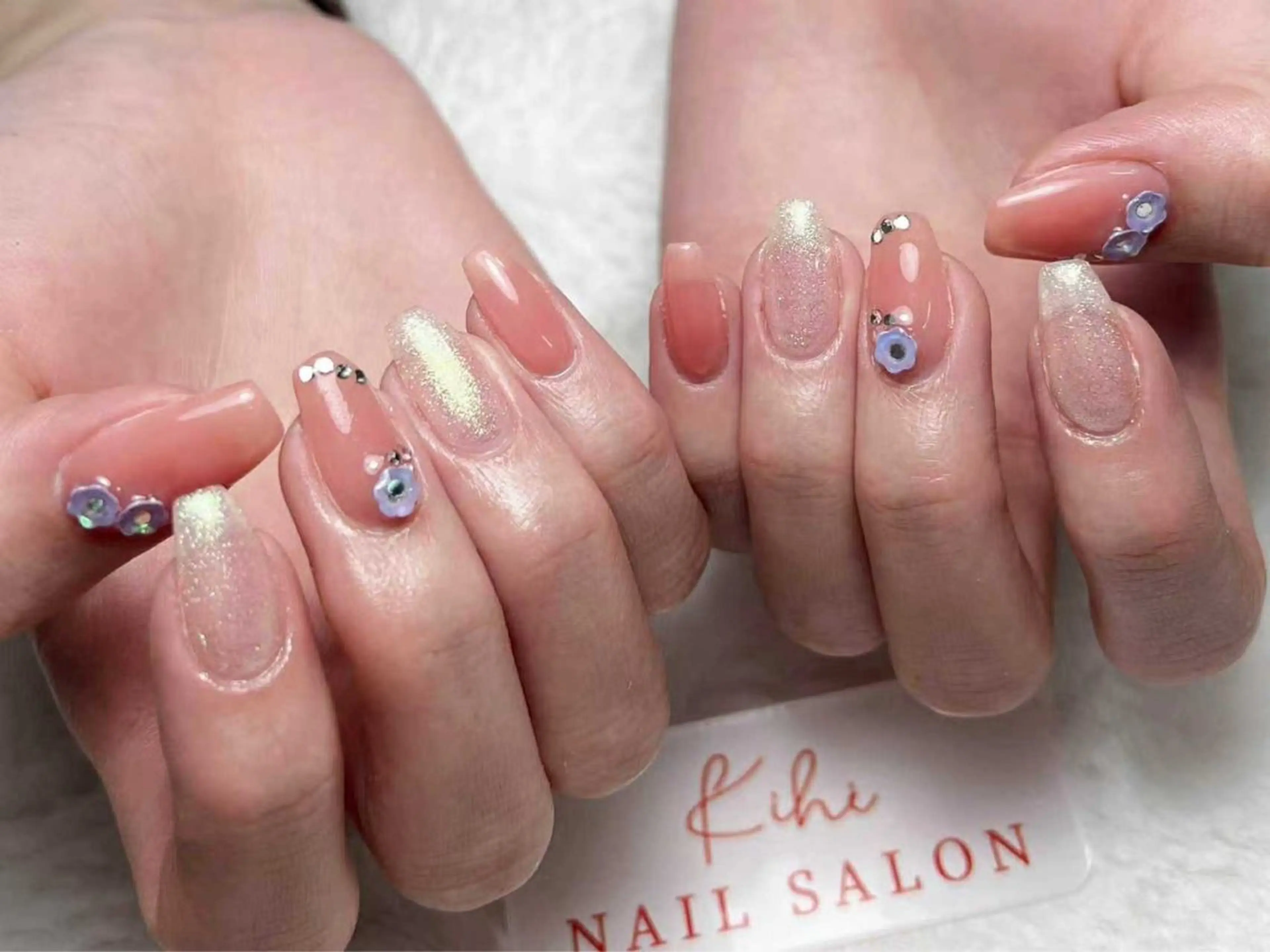 ネイル アートネイル フレンチネイル ジェルネイル グラデーション 韓国ネイル ハンドネイル 💕鈴木ユリ パラジェル/オフ無料のネイルデザイン