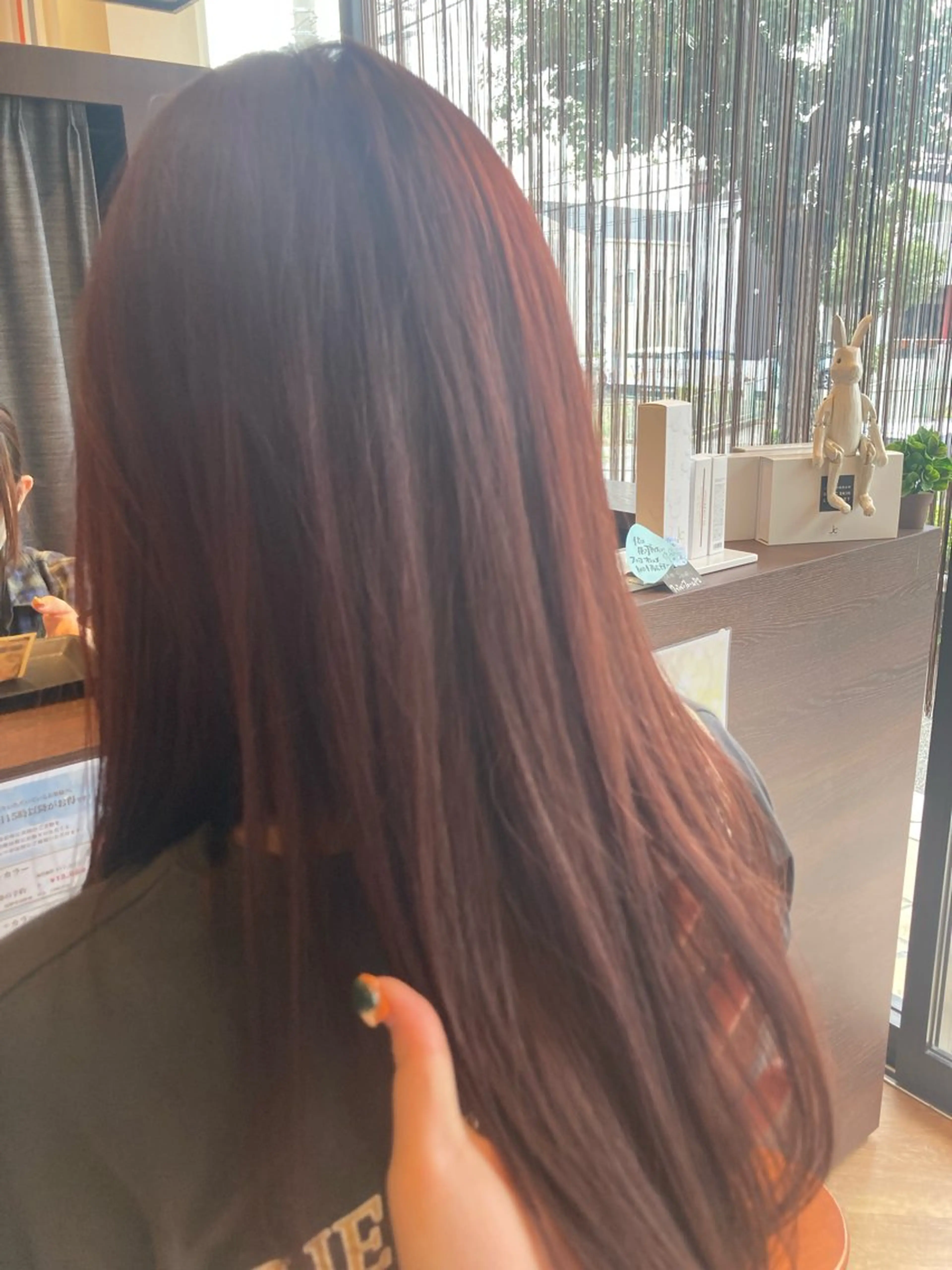 カラー ブリーチ ダブルカラー ブリーチなしカラー 加藤 桃果のヘアスタイル