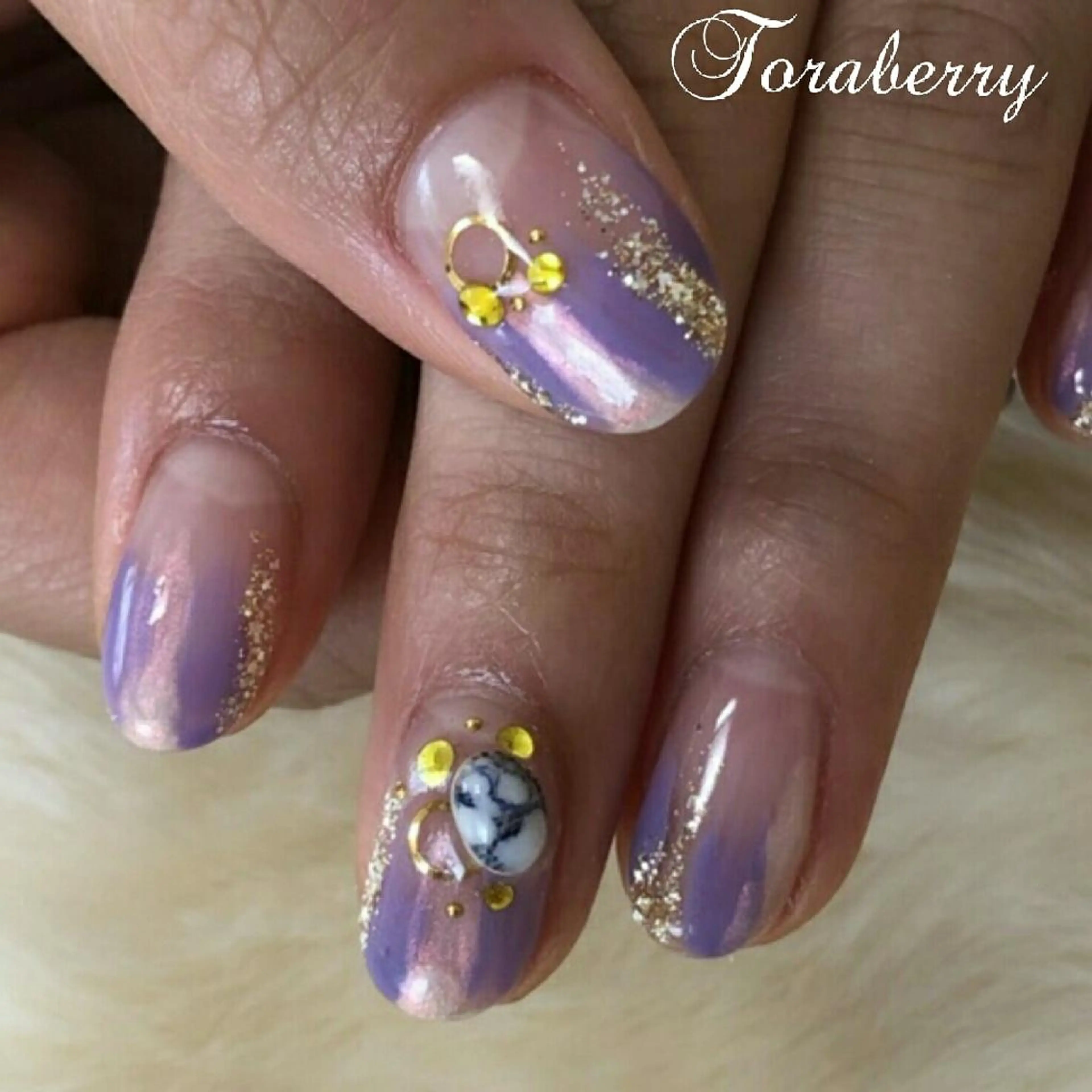 ネイル ニュアンスネイル ハンドネイル ネイリスト なつみのネイルデザイン