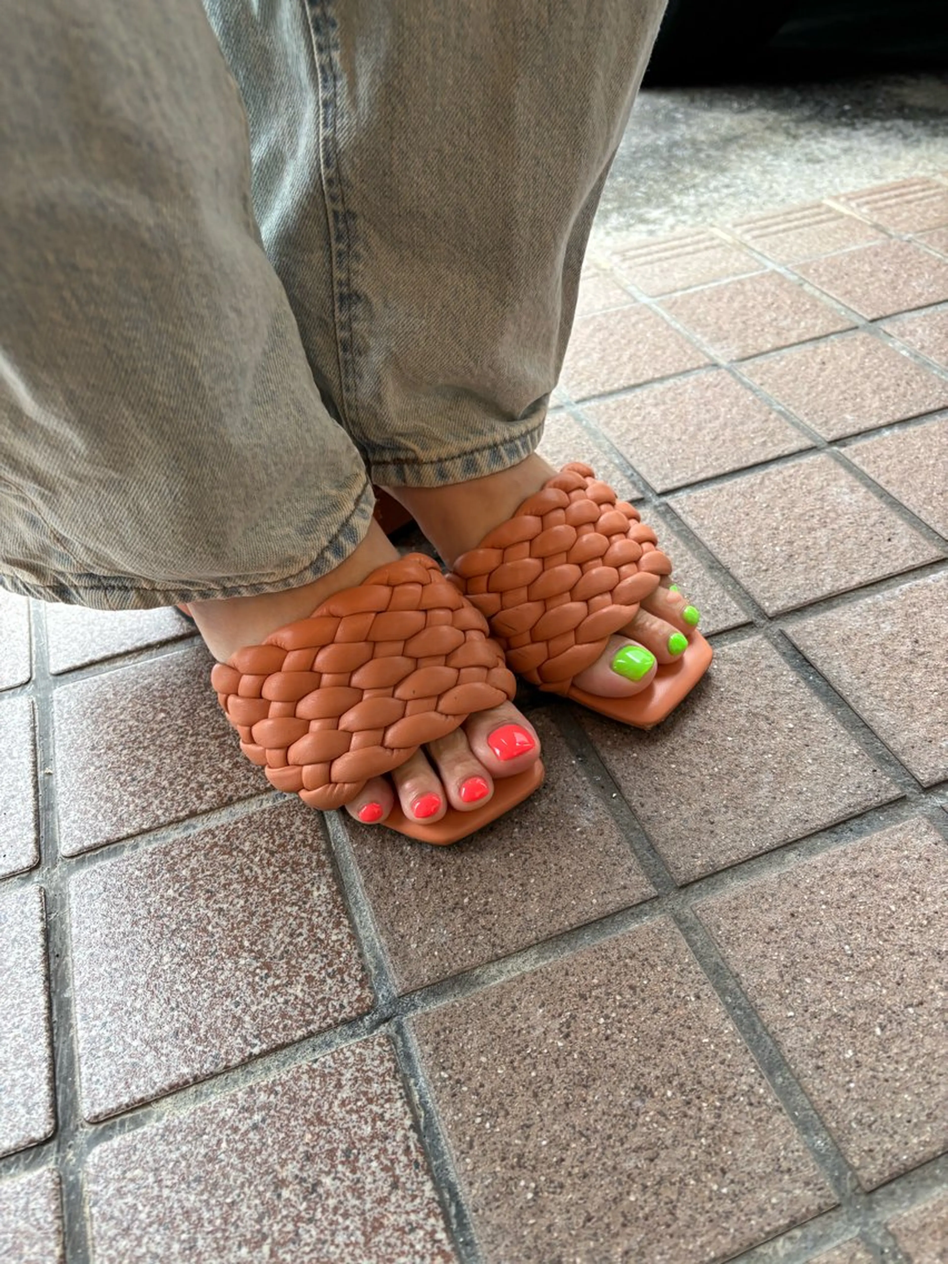 ネイル Atelier818所属・西銘 りほのネイルデザイン