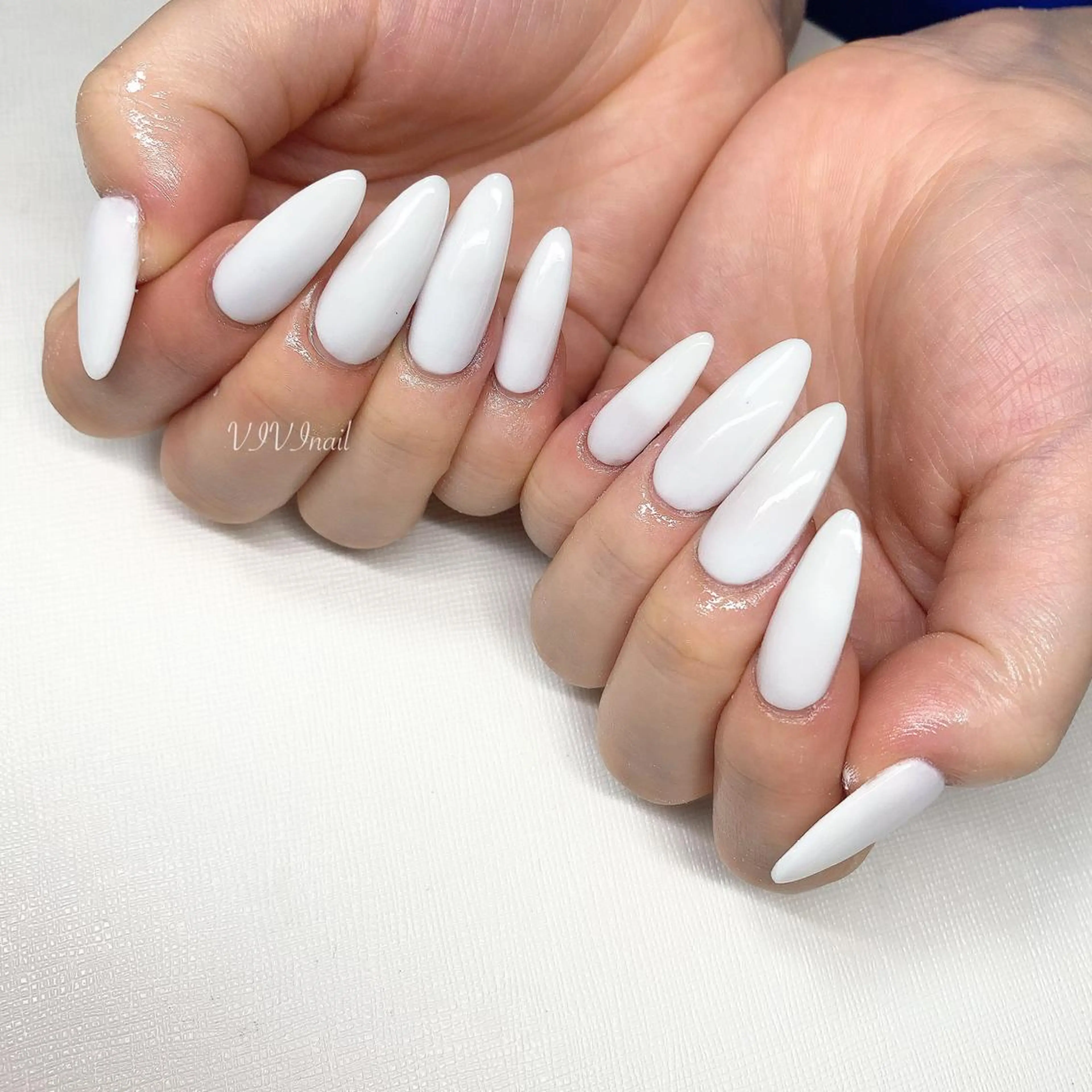 ネイル スカルプネイル シンプルネイル vivi nailのネイルデザイン