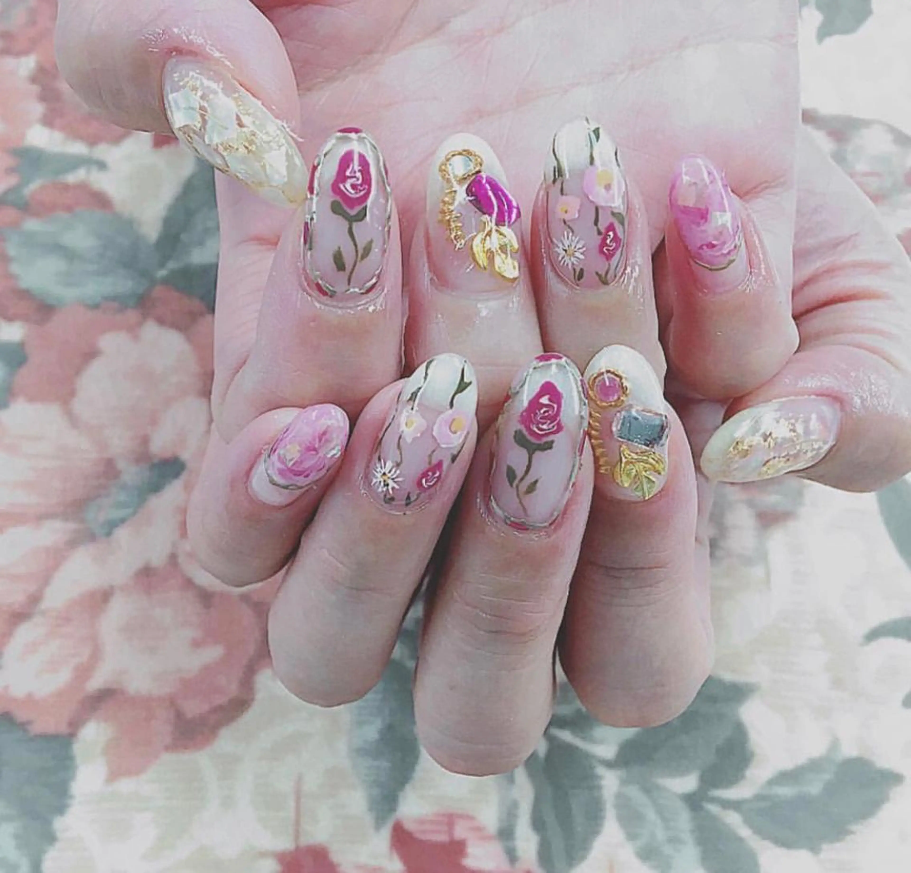 ネイル パラあり！フィルイン 美フォルムのネイルデザイン