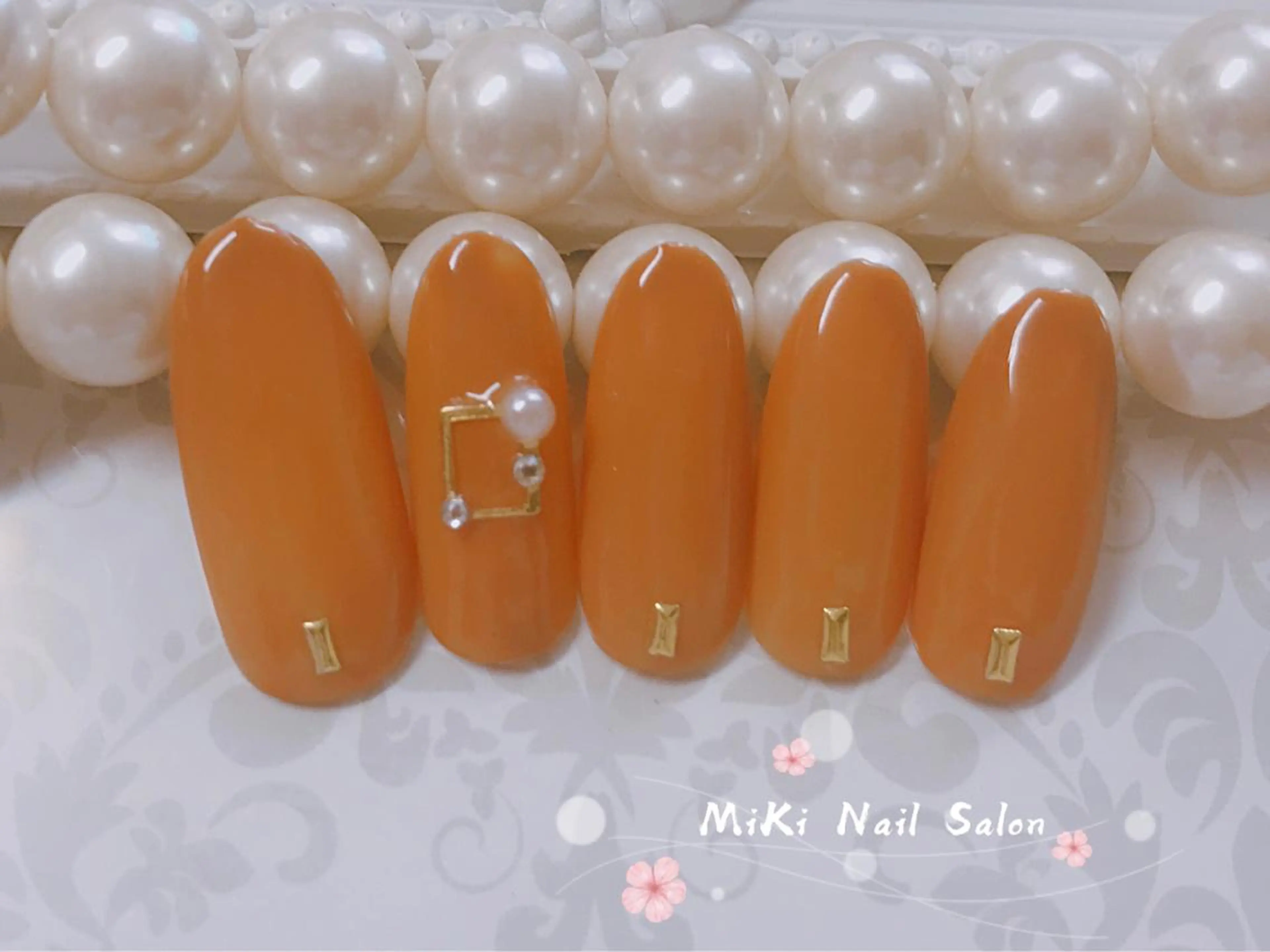 ネイル MiKi Nai池袋 長さだし得意のネイルデザイン
