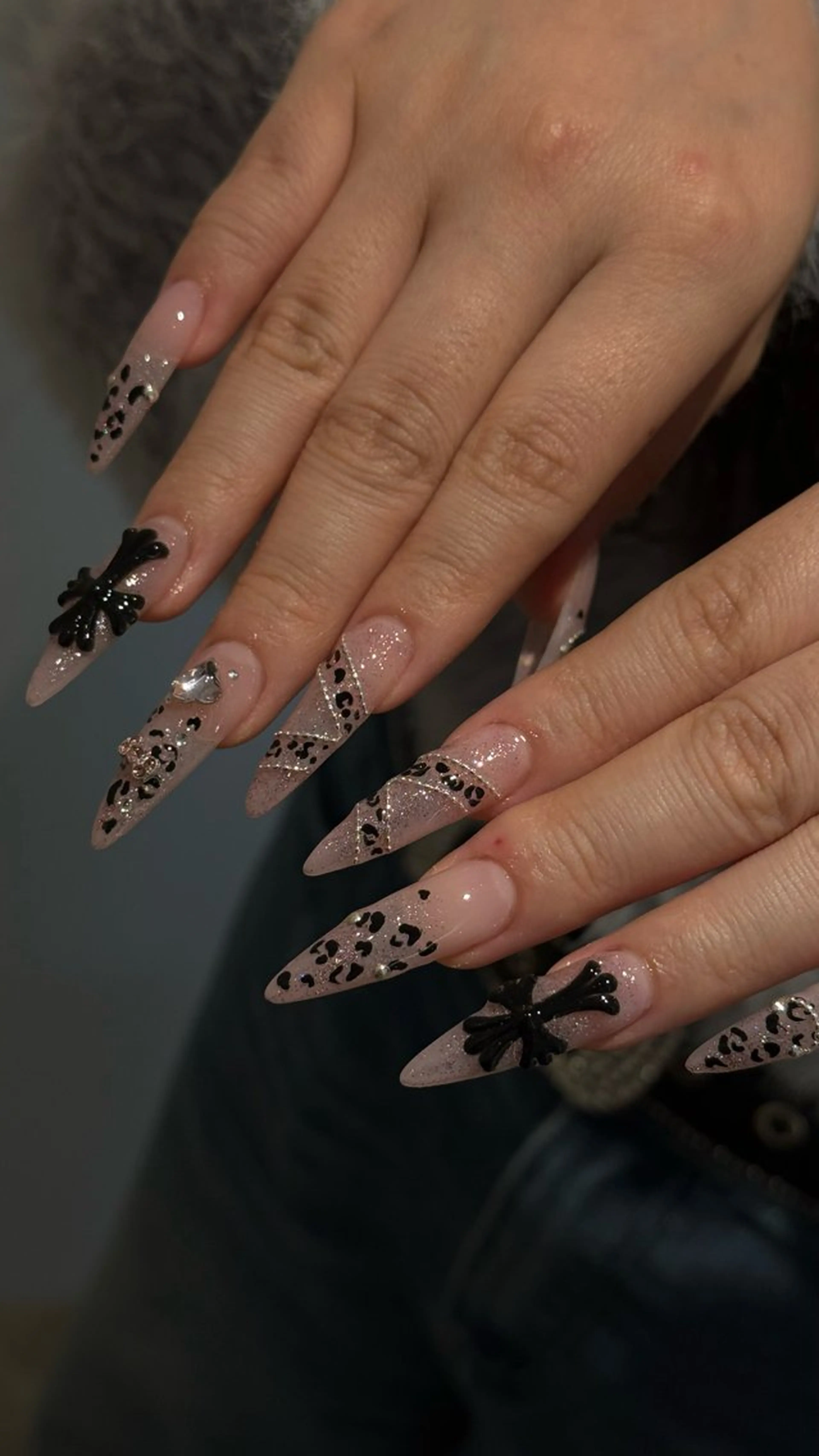 ネイル ハンドネイル YUNA FUKUDAのネイルデザイン