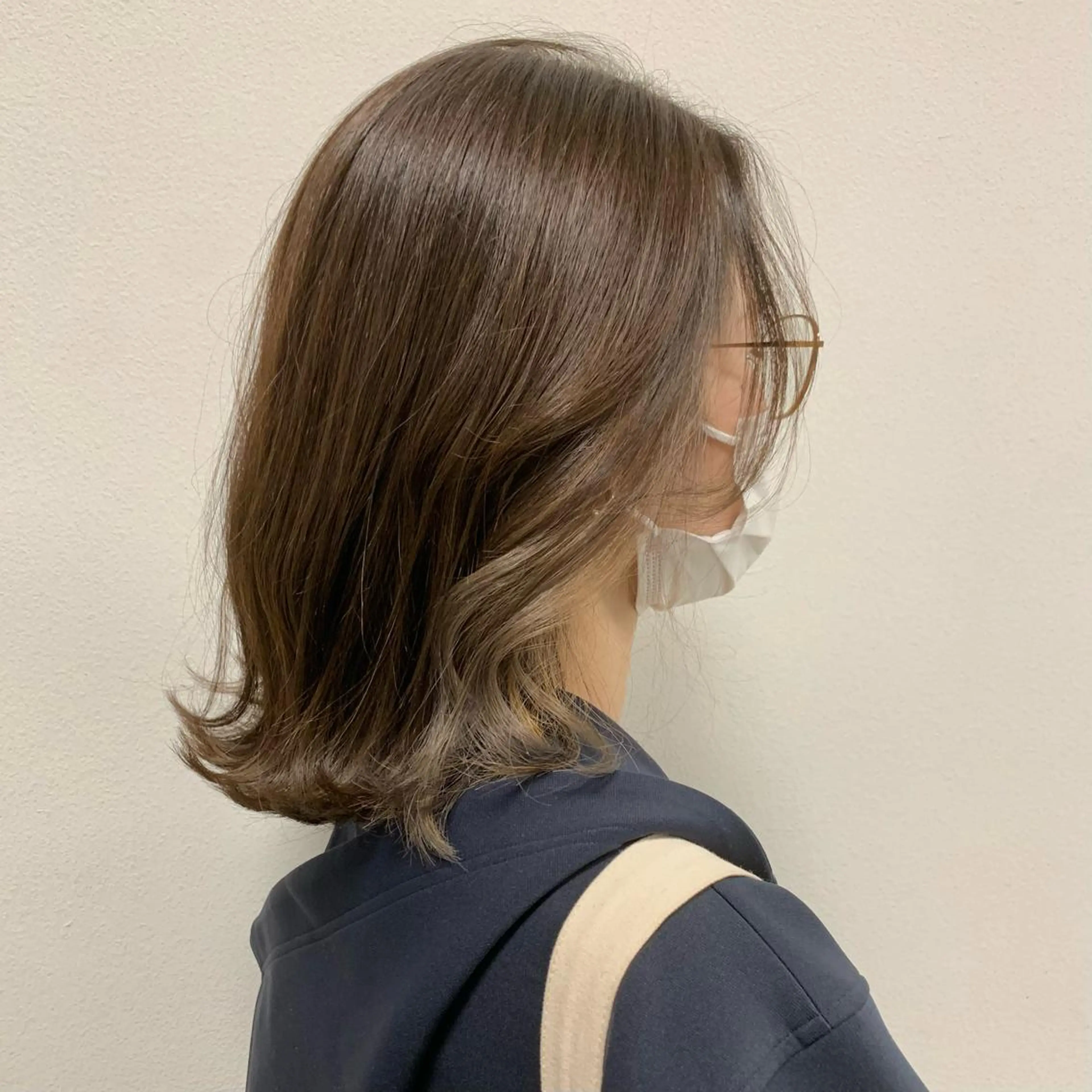 ミディアム カラー ベージュカラー ミルクティーベージュ オリーブベージュ 村田 来倖のヘアスタイル