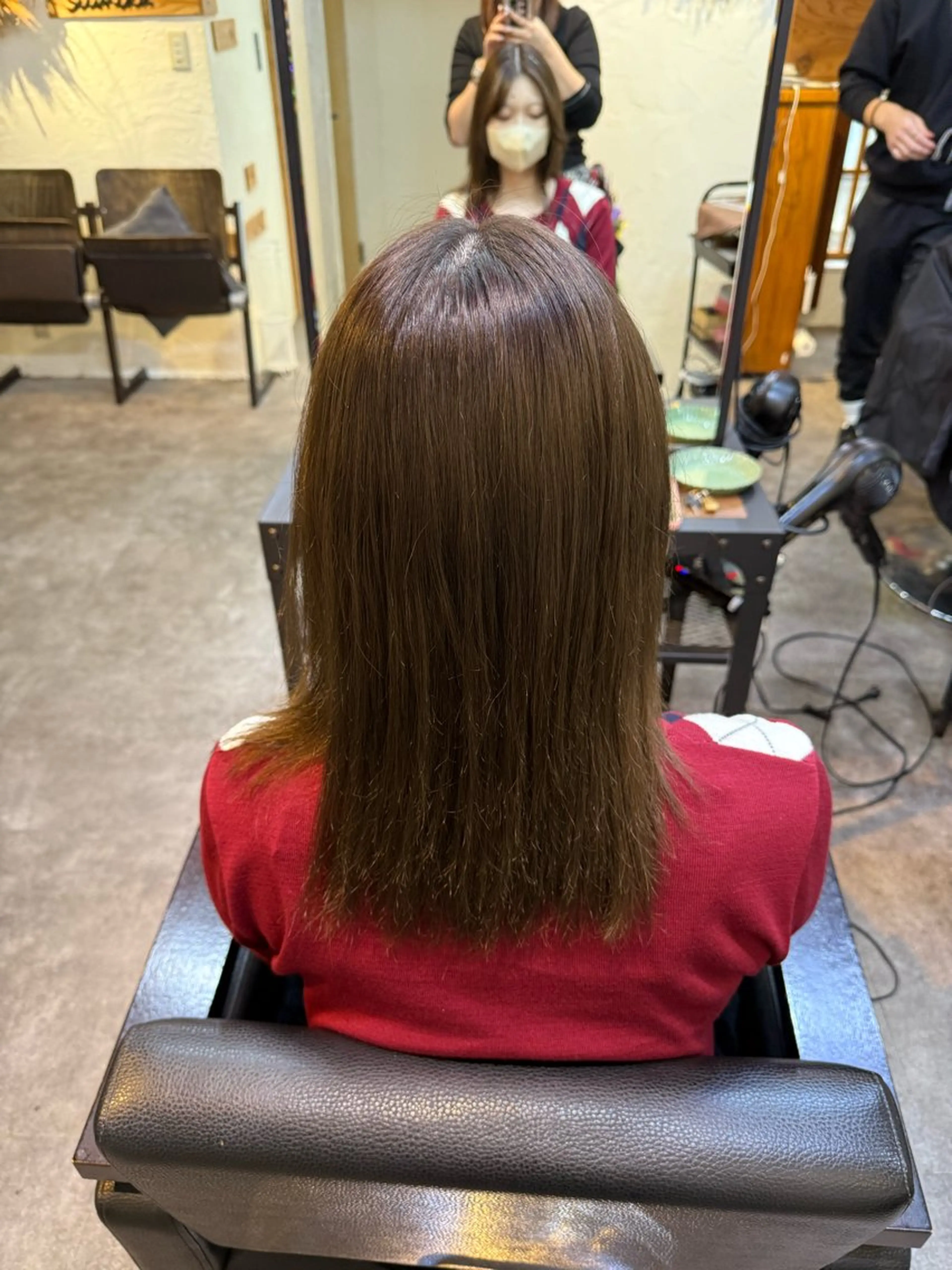 カラー 艶暖色/ベージュ SAKI💜のヘアスタイル