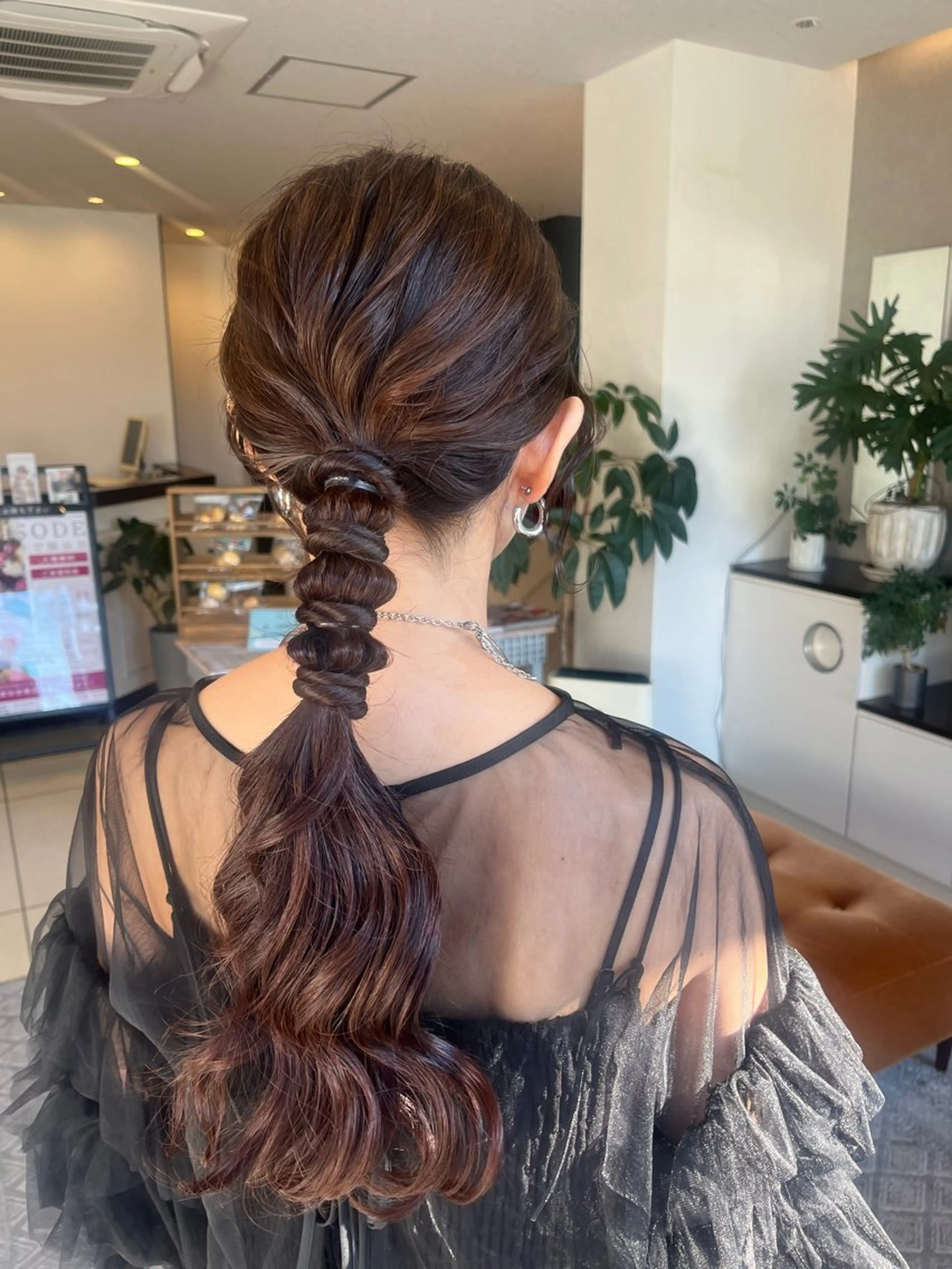 ヘアアレンジ 柔らかい艶暖色 レイヤー🫧姫汝のヘアスタイル