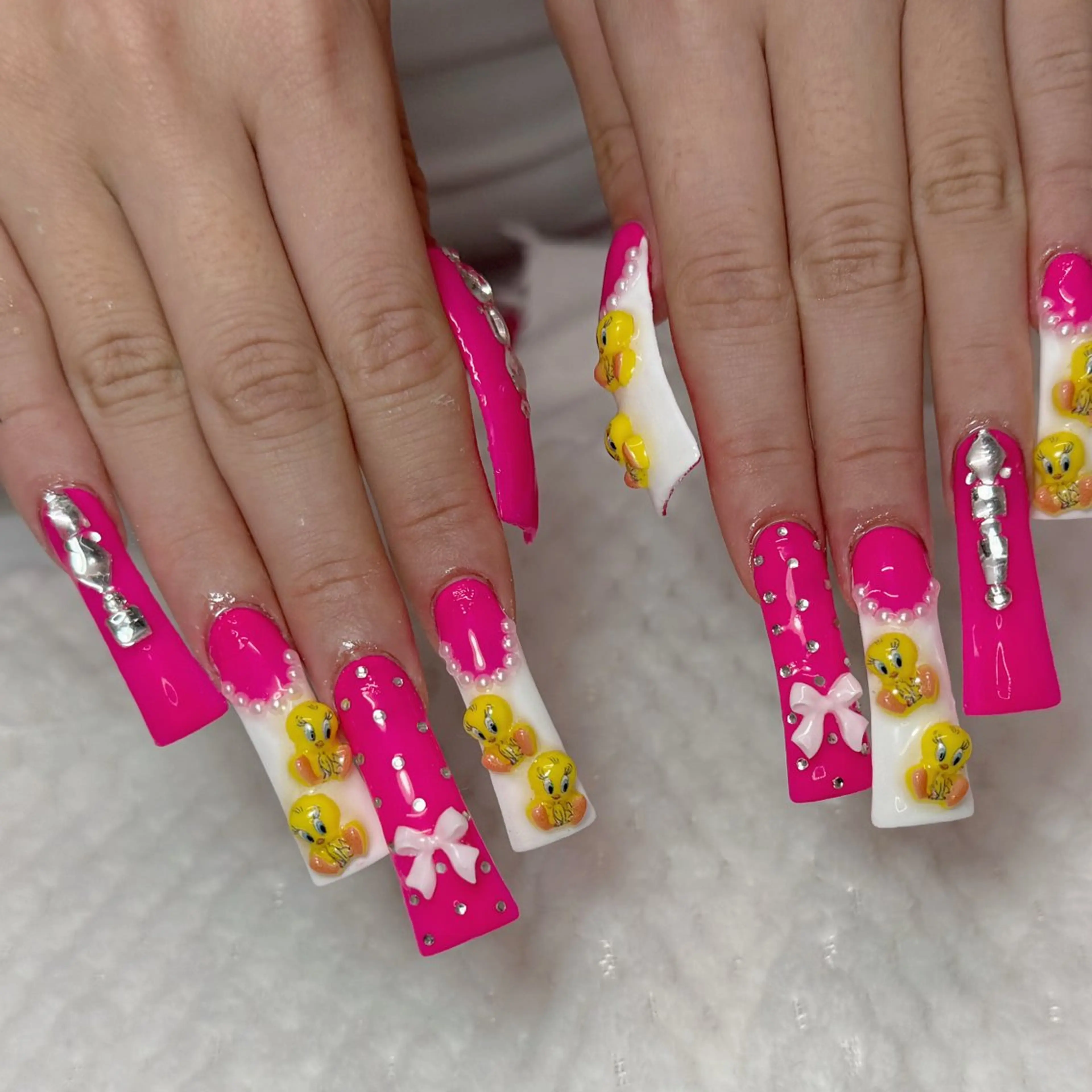 ネイル ハンドネイル Arva Manaのネイルデザイン