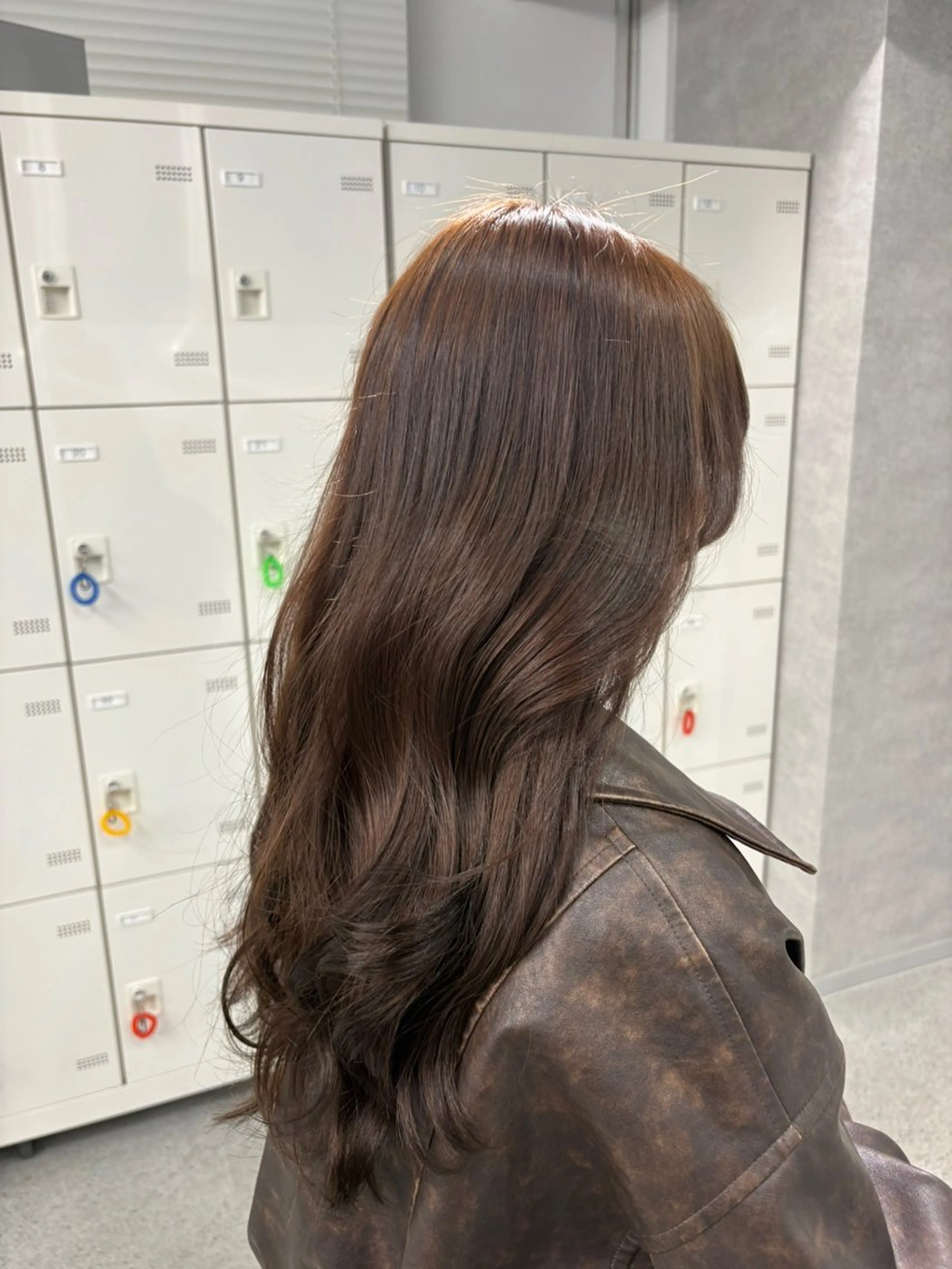 ロング カラー ヘアアレンジ 金山 律　暖色系カラーのヘアスタイル