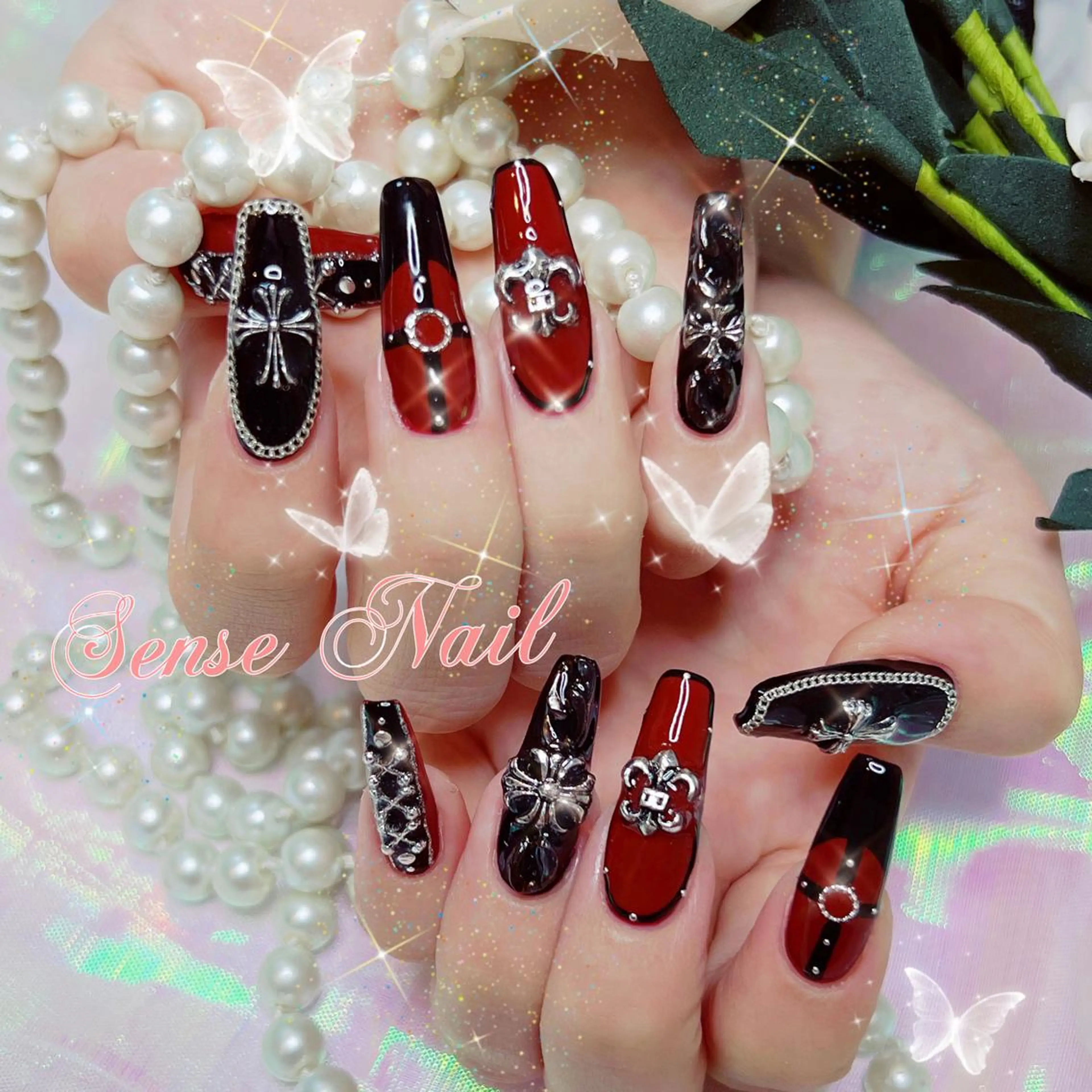 ネイル ハンドネイル ハンドケア Queening 🦋のネイルデザイン