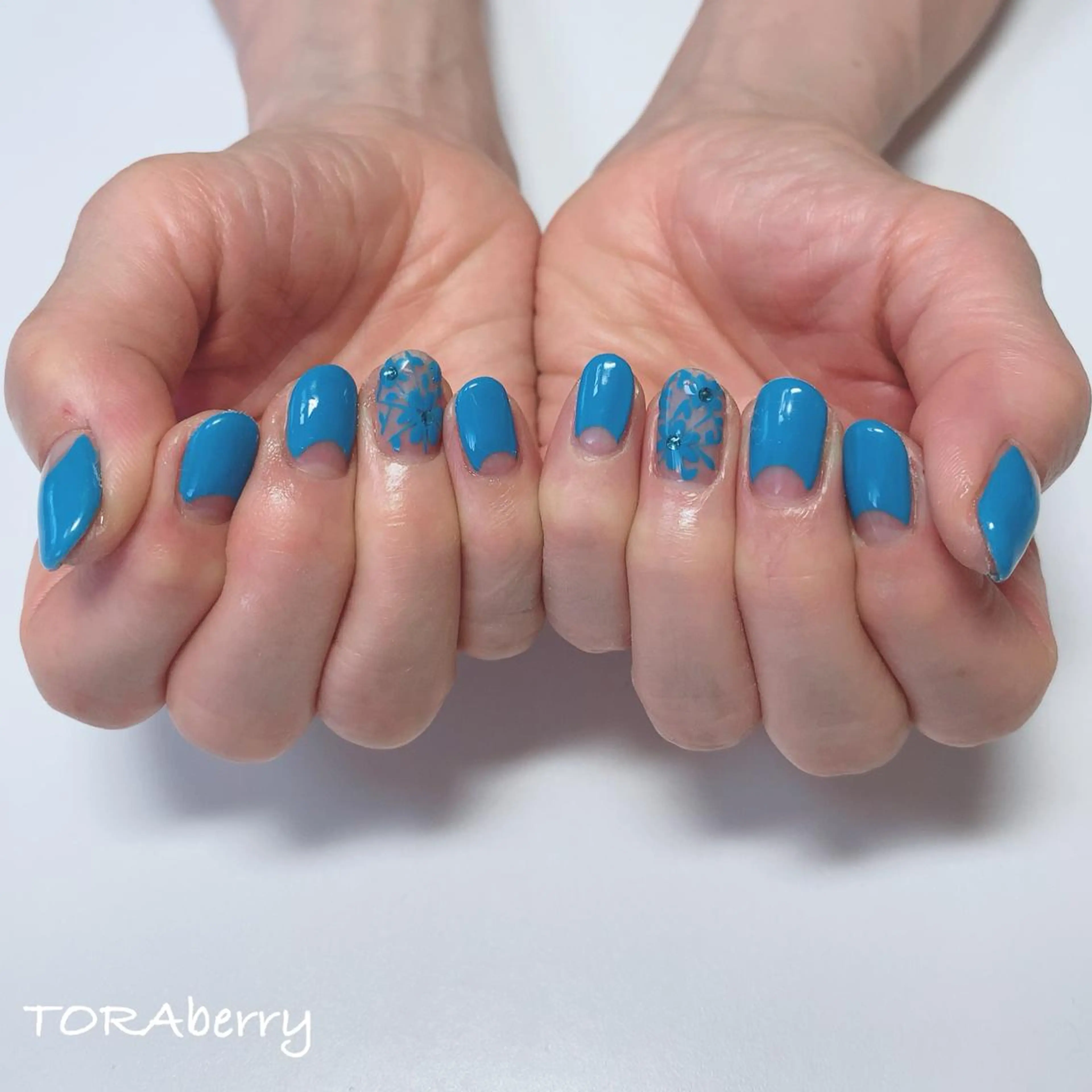 ネイル ハンドネイル ネイリスト なつみのネイルデザイン