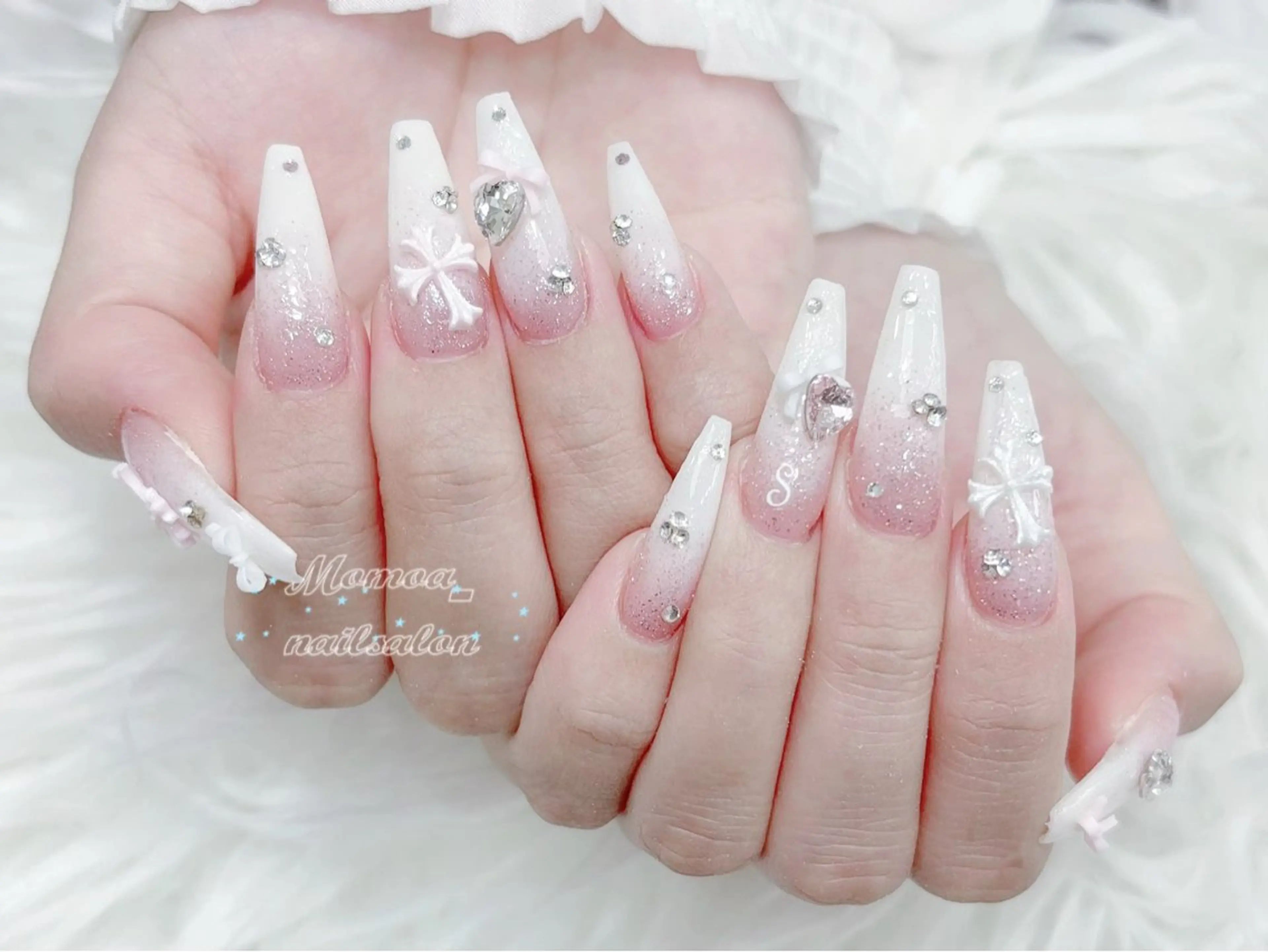 ネイル 成人式 大理石ネイル(マーブル) リボン 夏ネイル ネイルチップ ハンドネイル MoMoA Nail ネイル長さ出し専門店のネイルデザイン