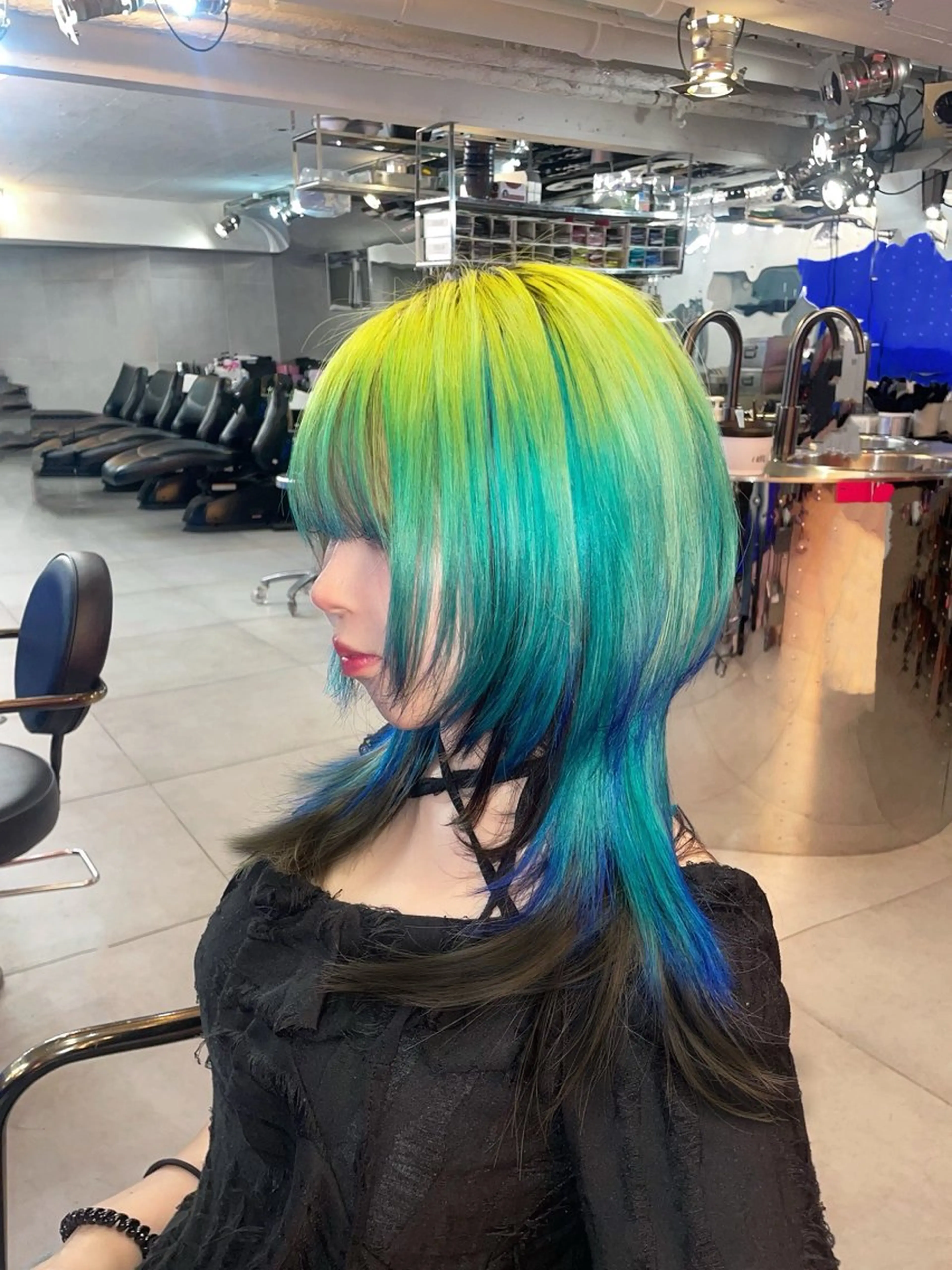 カラー デザインカラー ハイトーンカラー ヘアカラー トリートメント ヘアセット HARUNA/原宿/ デザイン/カットのヘアスタイル