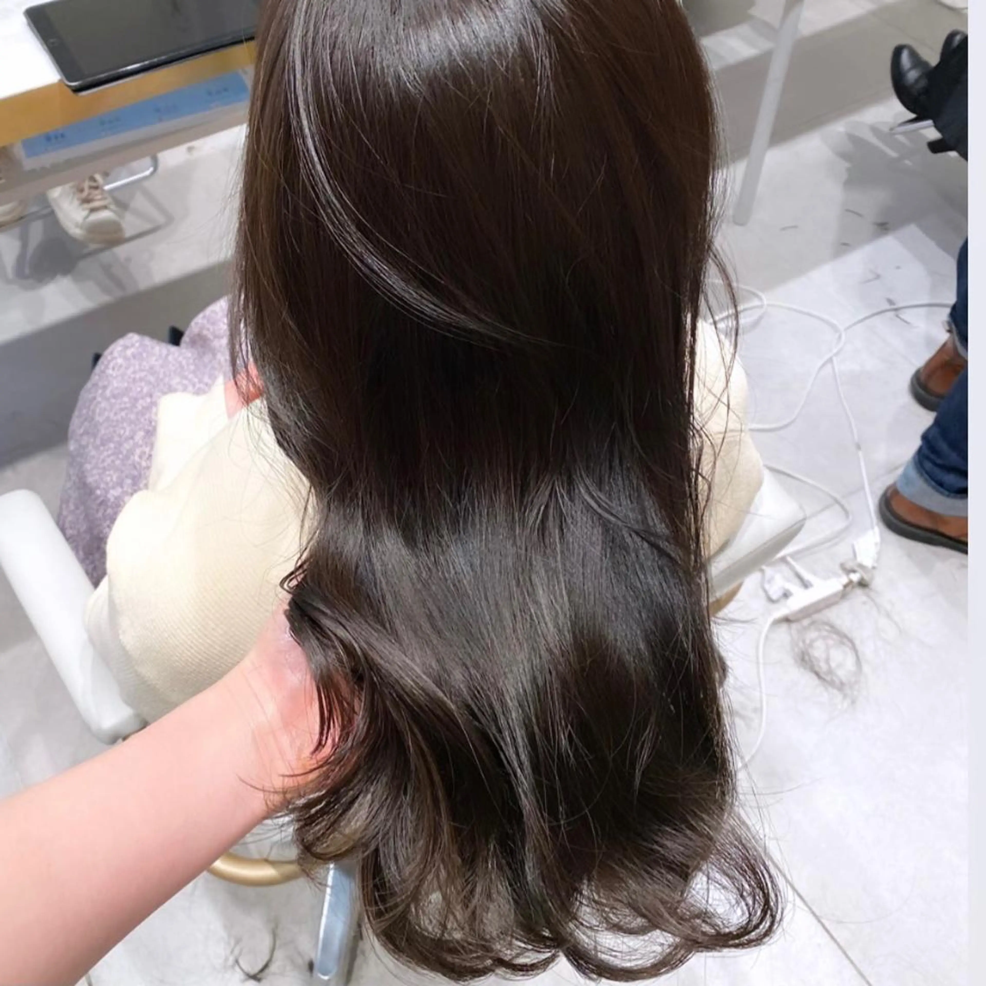 セミロング ヘアカラー トリートメント 韓国くびれレイヤー 🇰🇷はづきのヘアスタイル