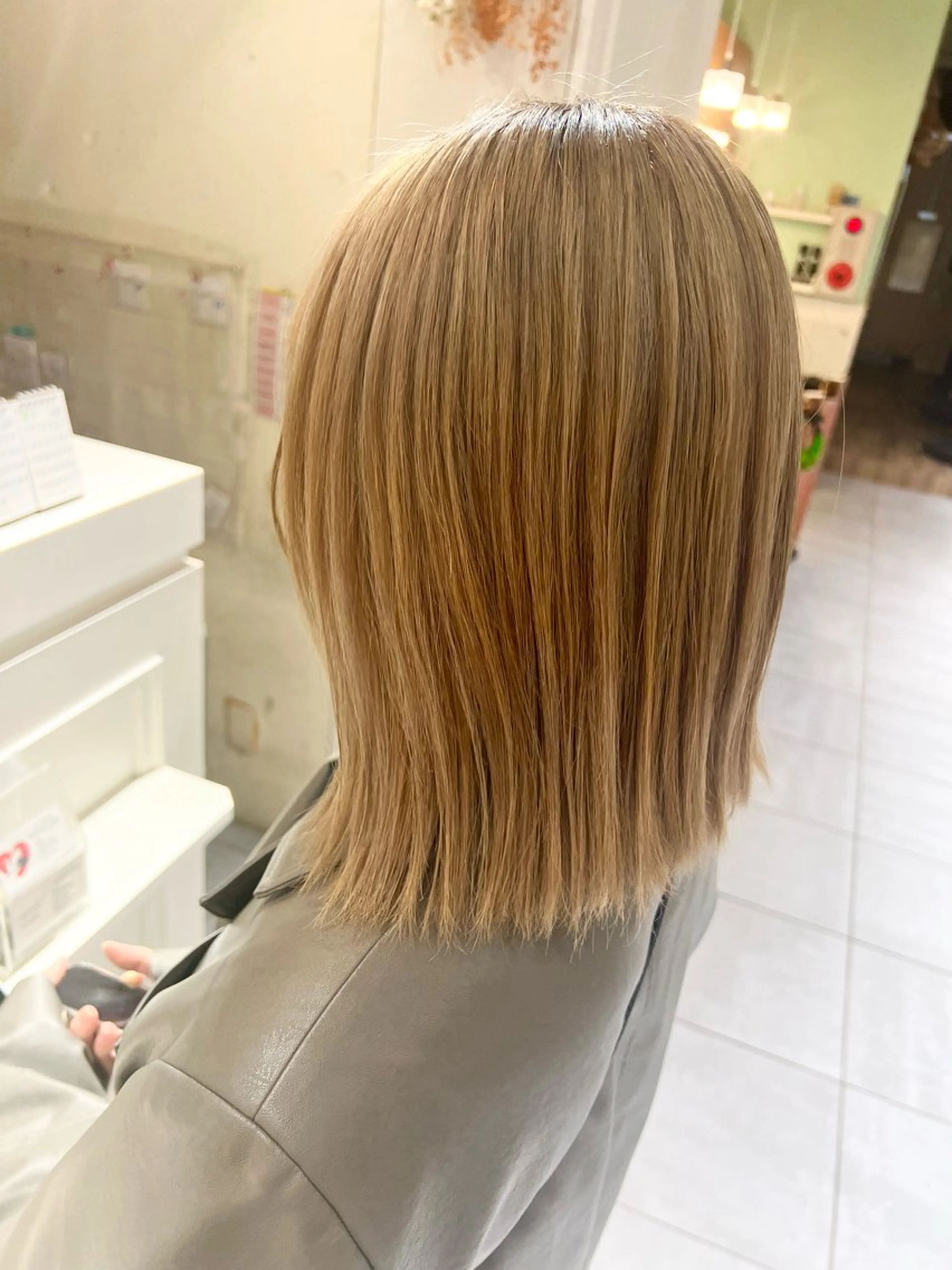 カラー 🌼西島 彩香🌼のヘアスタイル