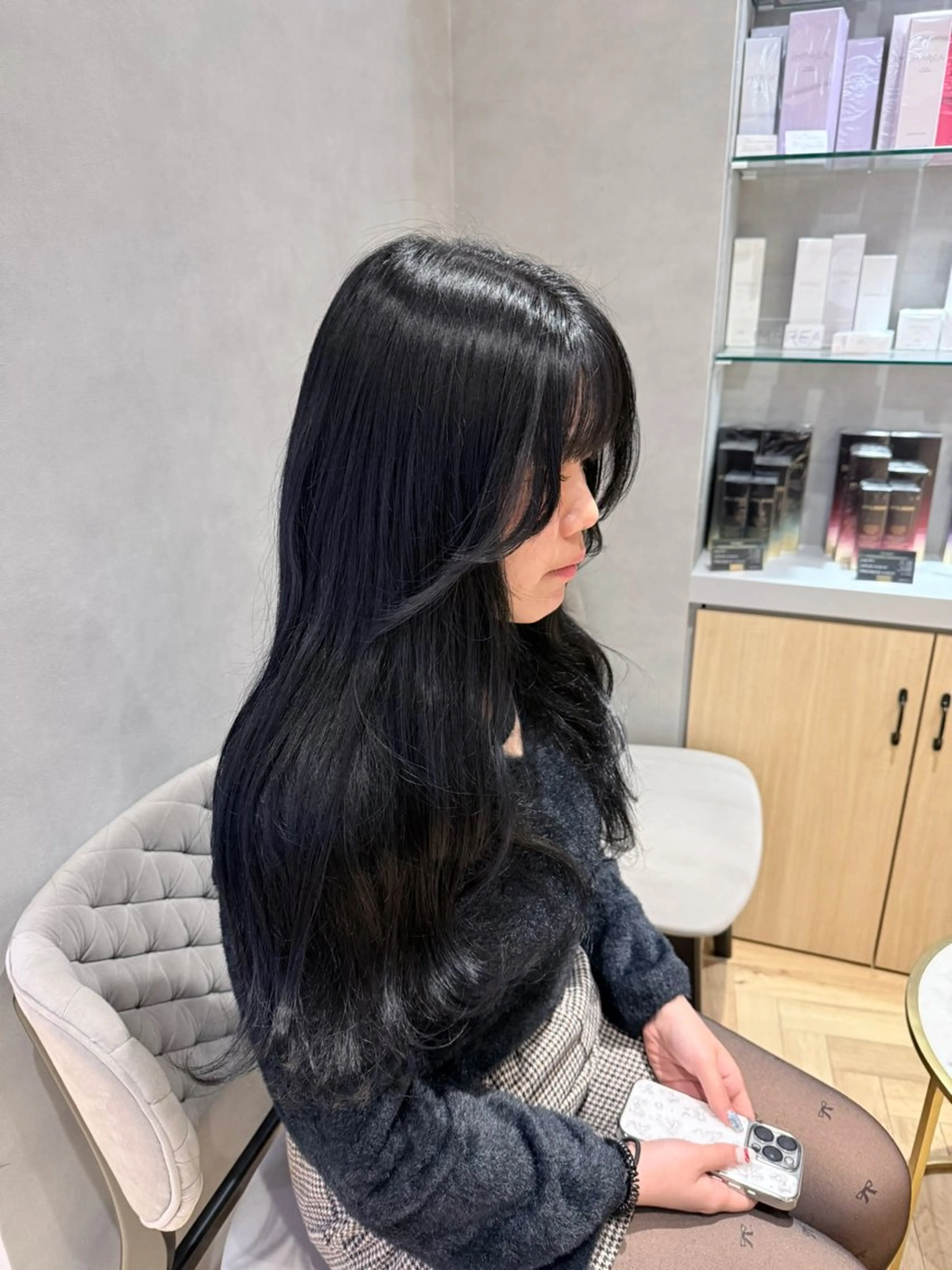 ロング ヘアカラー 坂本 采音のヘアスタイル