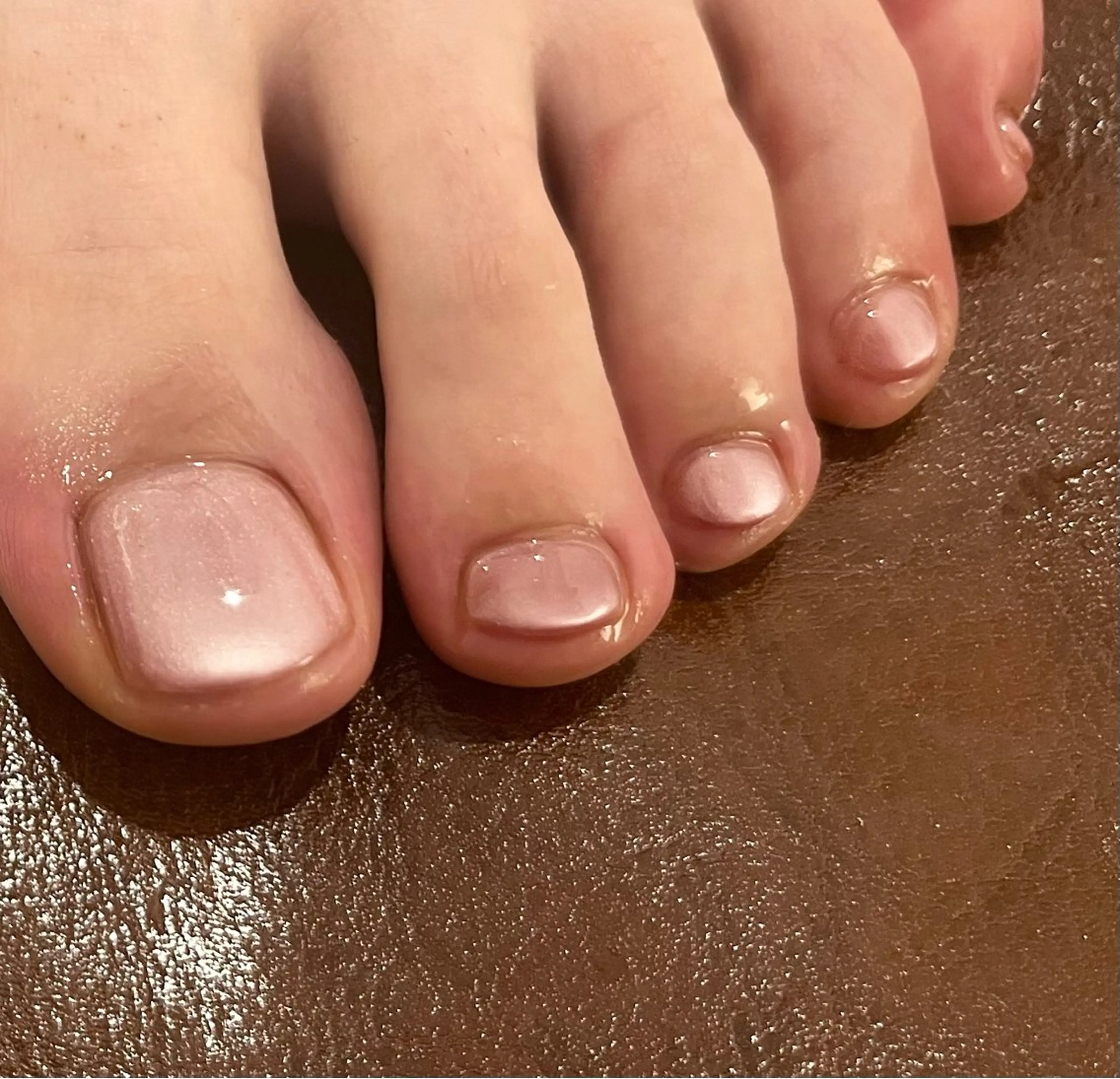 ネイル ピンク フットネイル AT.1011(アトリエテンイレブン)所属・AT.1011 (ハルカ)のネイルデザイン