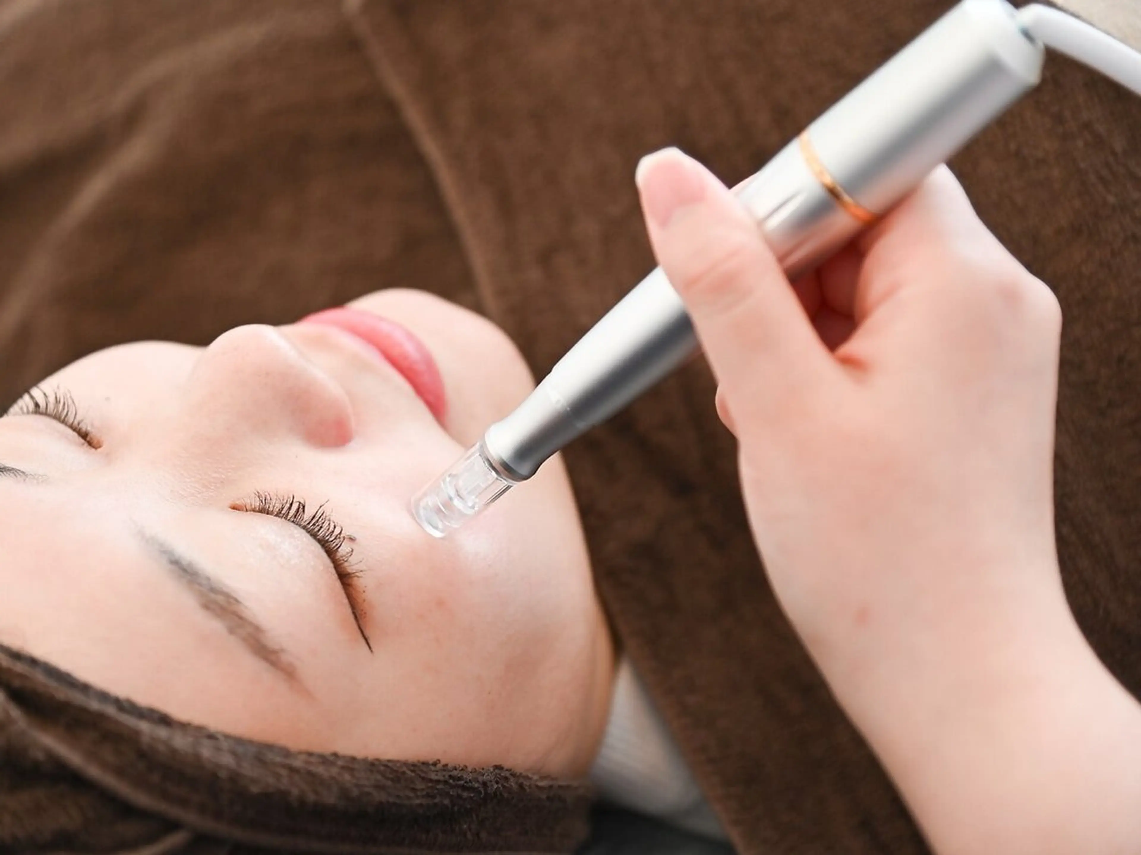 ハーブピーリング（剥離なし）× ダーマエステ× レチノールパックの写真