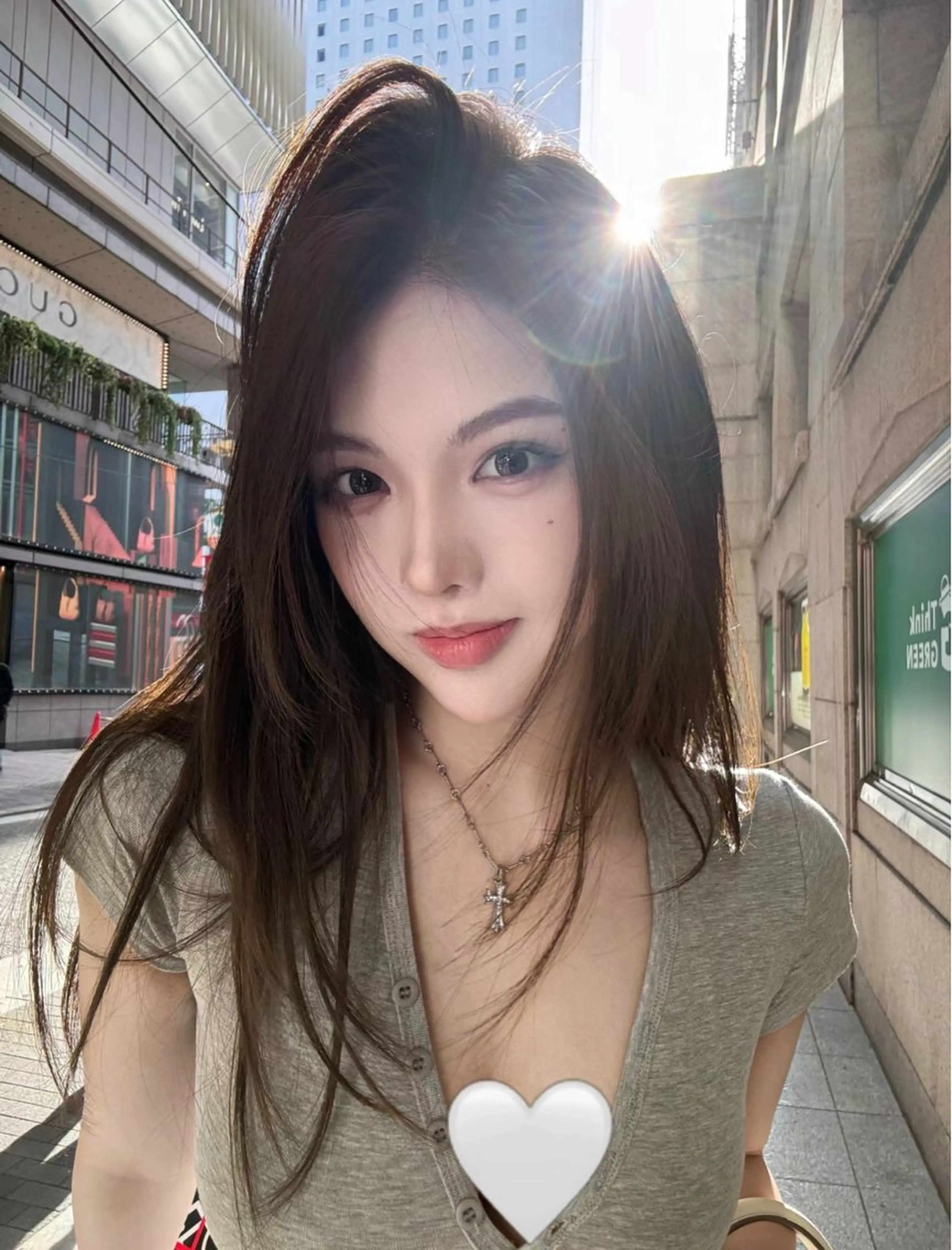 ロング カラー カット ヘアカラー トリートメント 海野翔吾🇨🇳 ワンホンレイヤーのヘアスタイル