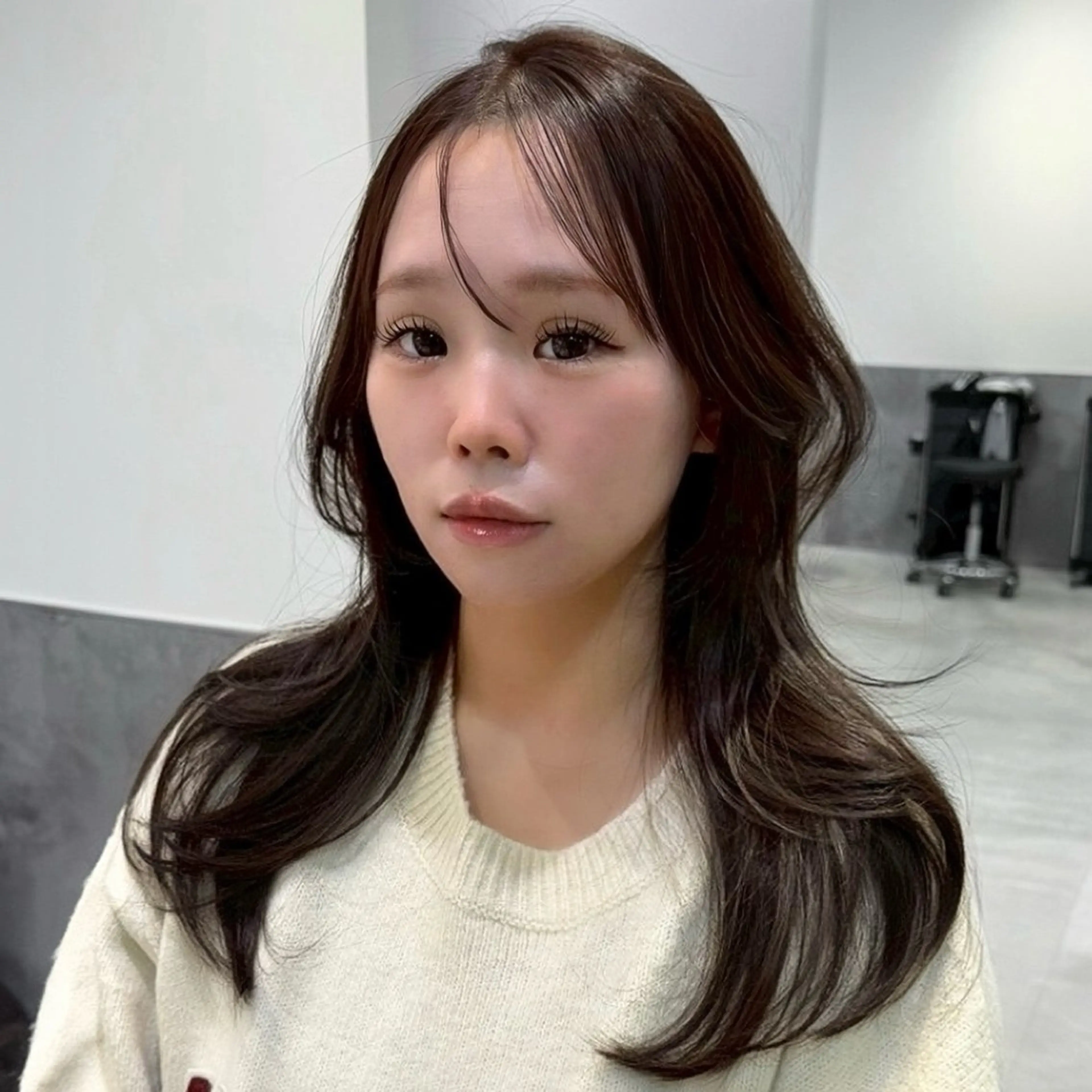 ロング 顔周りカット レイヤーカット 小顔カット カット ヘアカラー トリートメント 韓国系支持率No.1 レイヤー特化/きょうのヘアスタイル