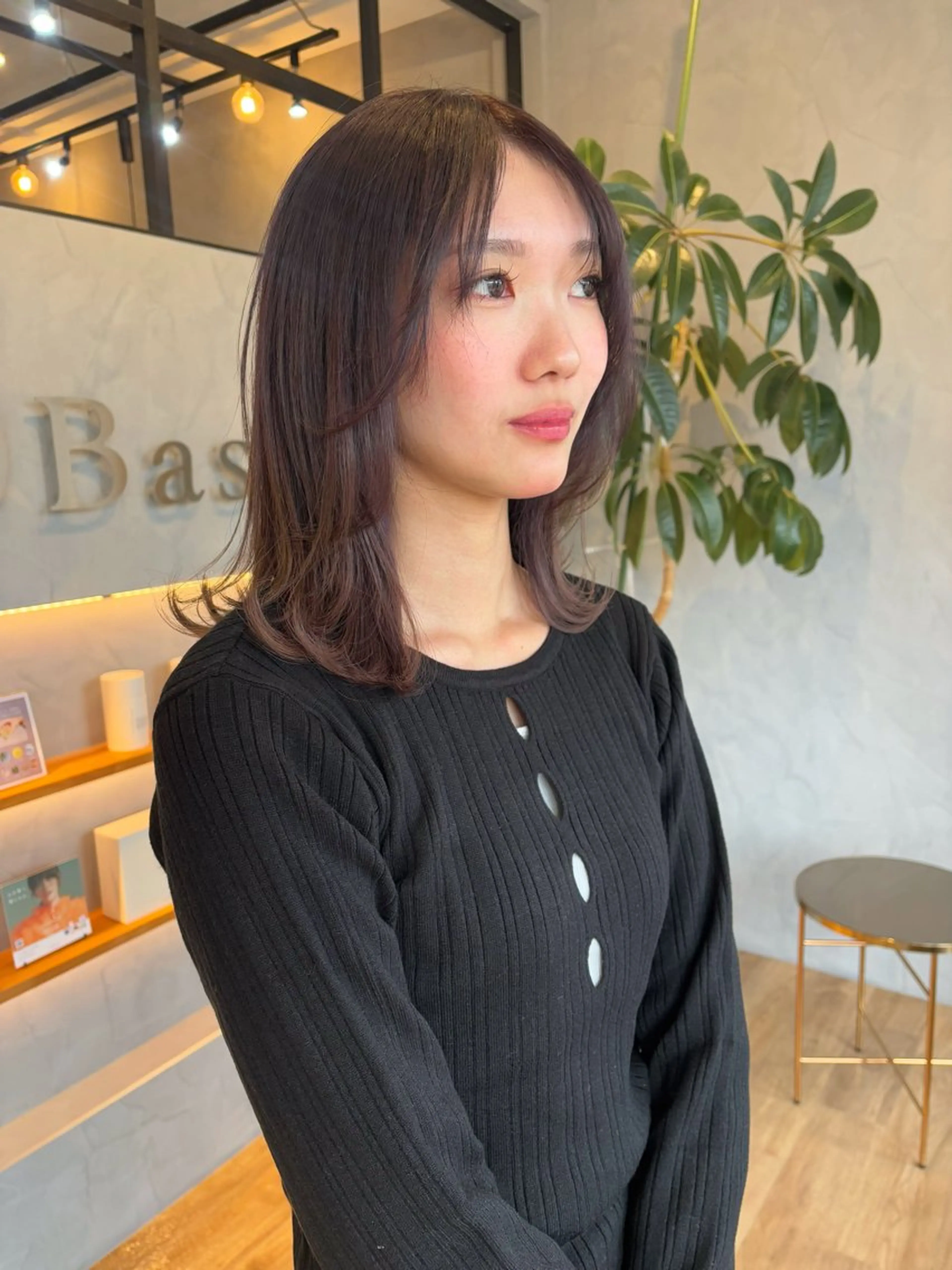 ミディアム カラー ベージュカラー ピンクカラー パープルカラー 迫 裕美のヘアスタイル